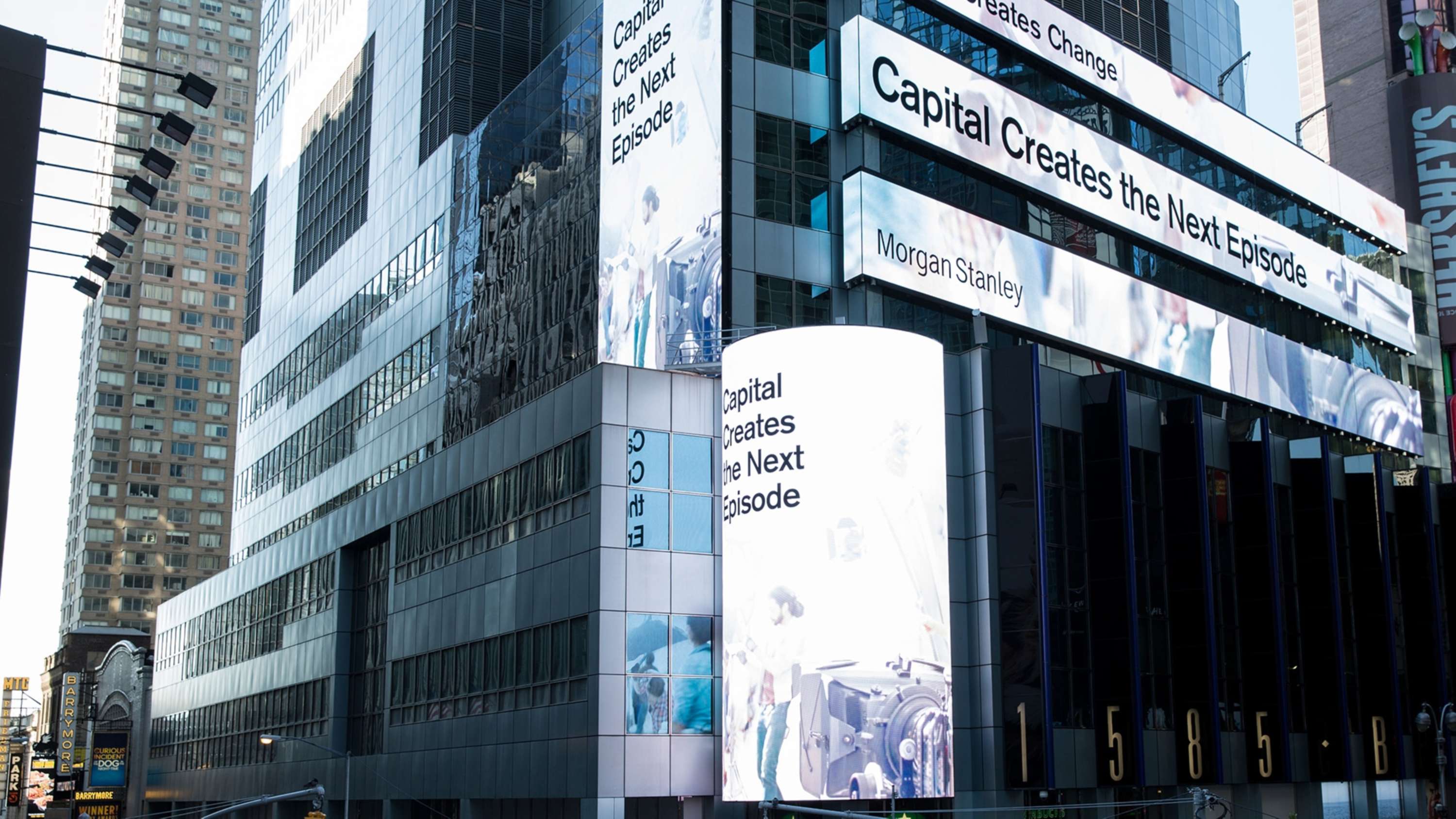 DIGITAL SIGNAGE by Framestore