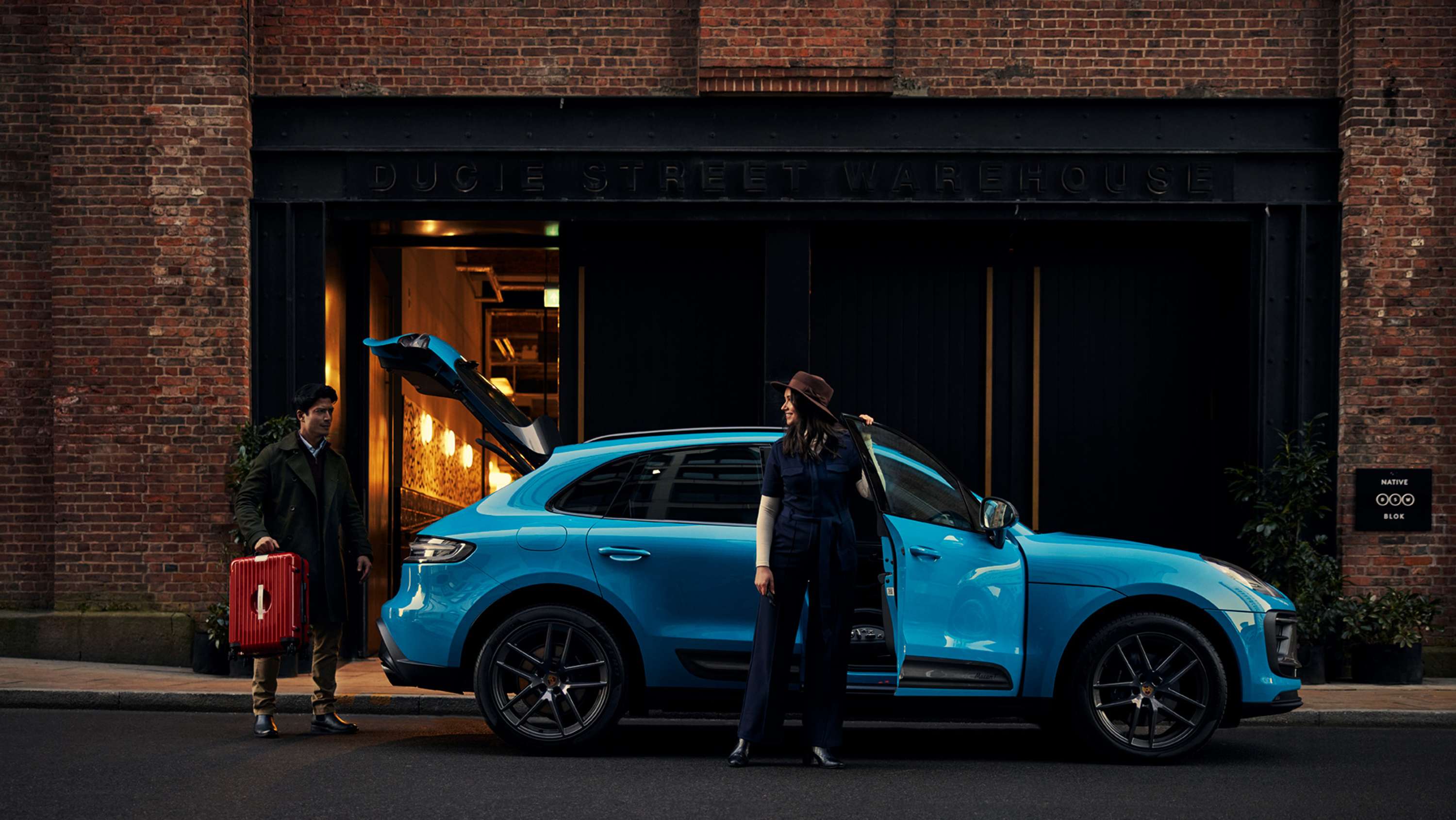 Porsche - Macan by Beetle Rhind by Naomi Bergau