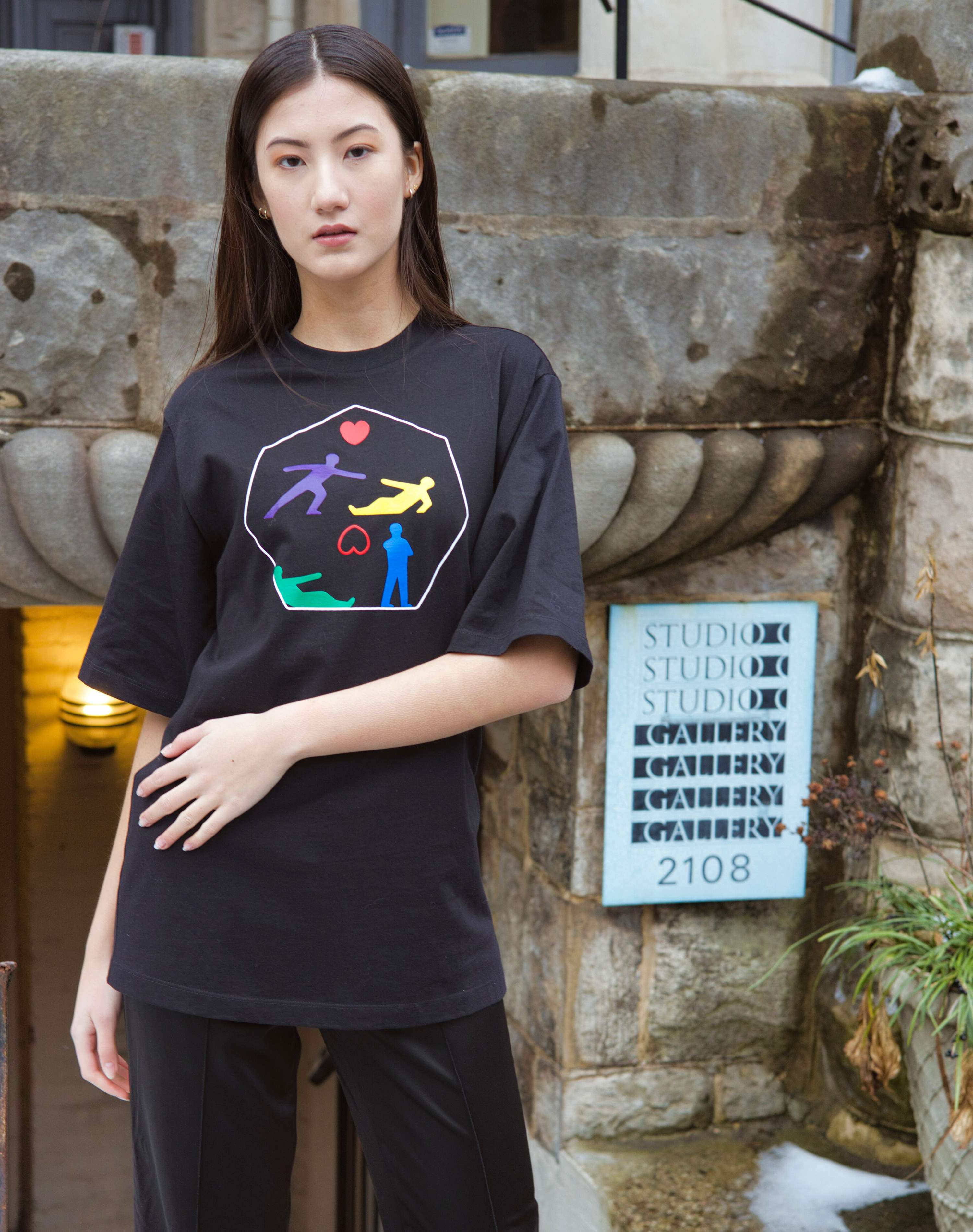 At the Gallery (SGDC) by Magnanimous Over Resentment Everyday