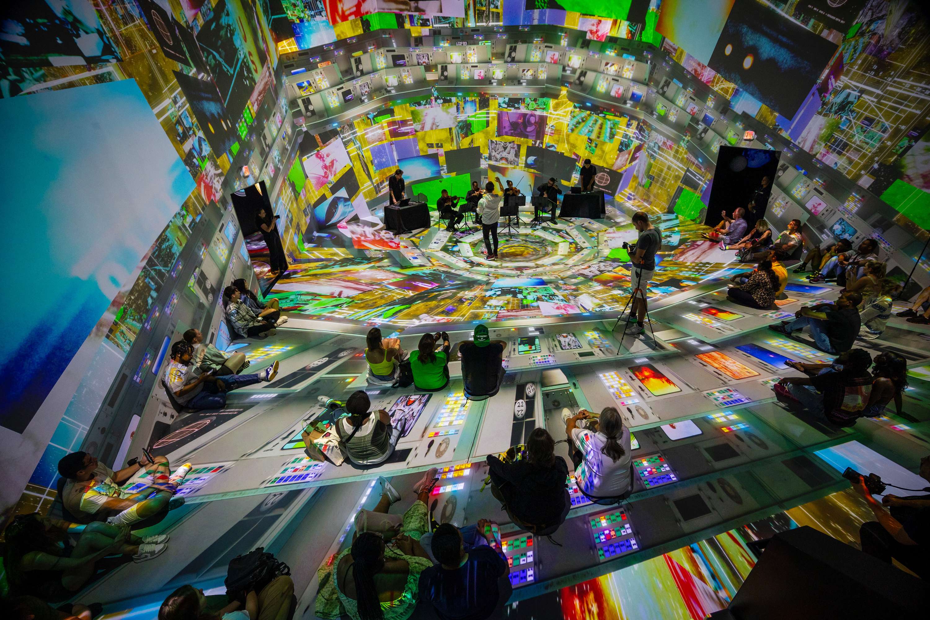 ARTECHOUSE DC | Luminous Resonance Performance with Mehmet Ünal Ensemble by Kerem Demirayak