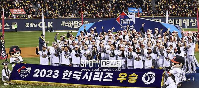 LG's victory party is over now. I'm worried about m3 years later by edwardsrailcar com