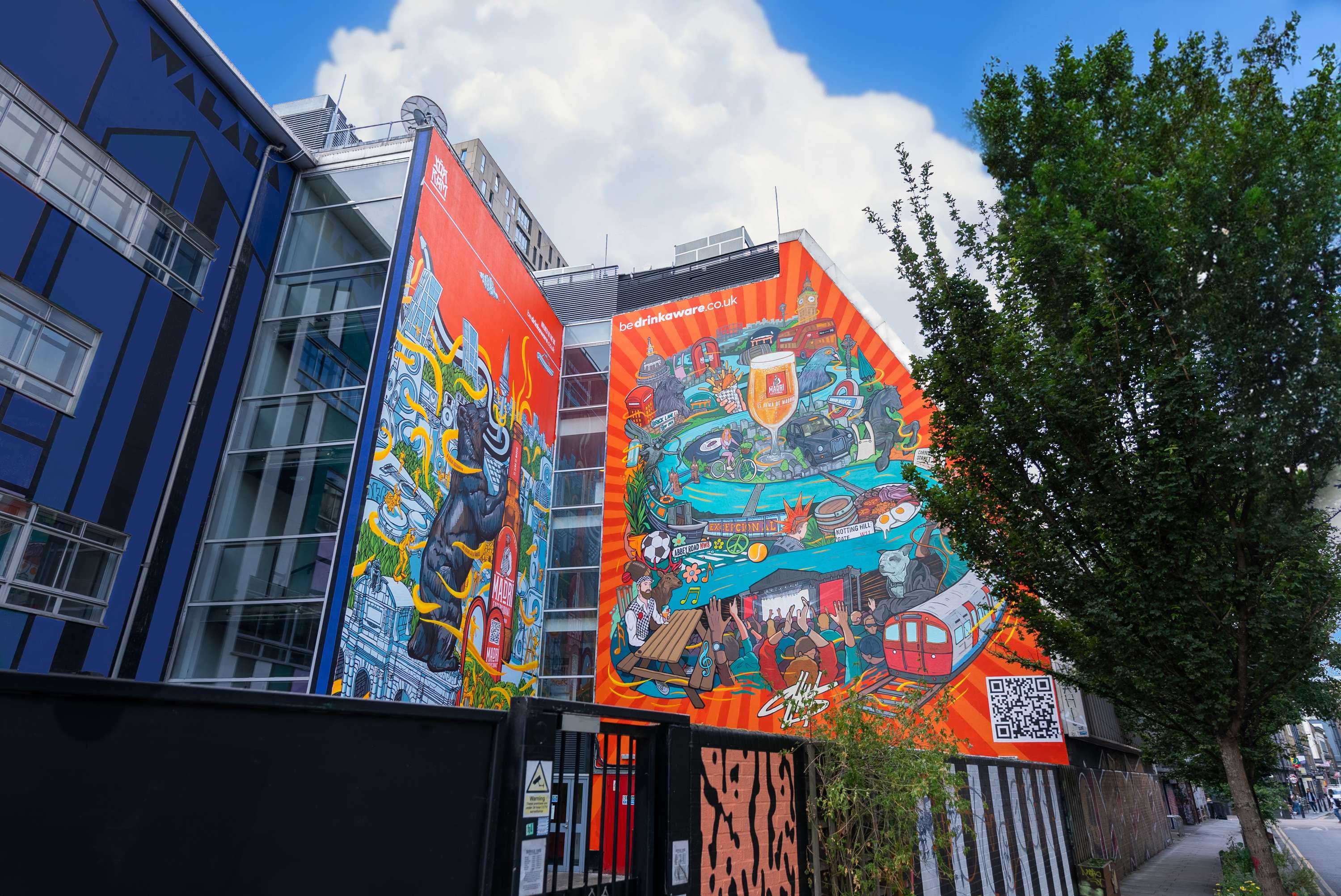 Madri Excepcional Mural by James Chuter