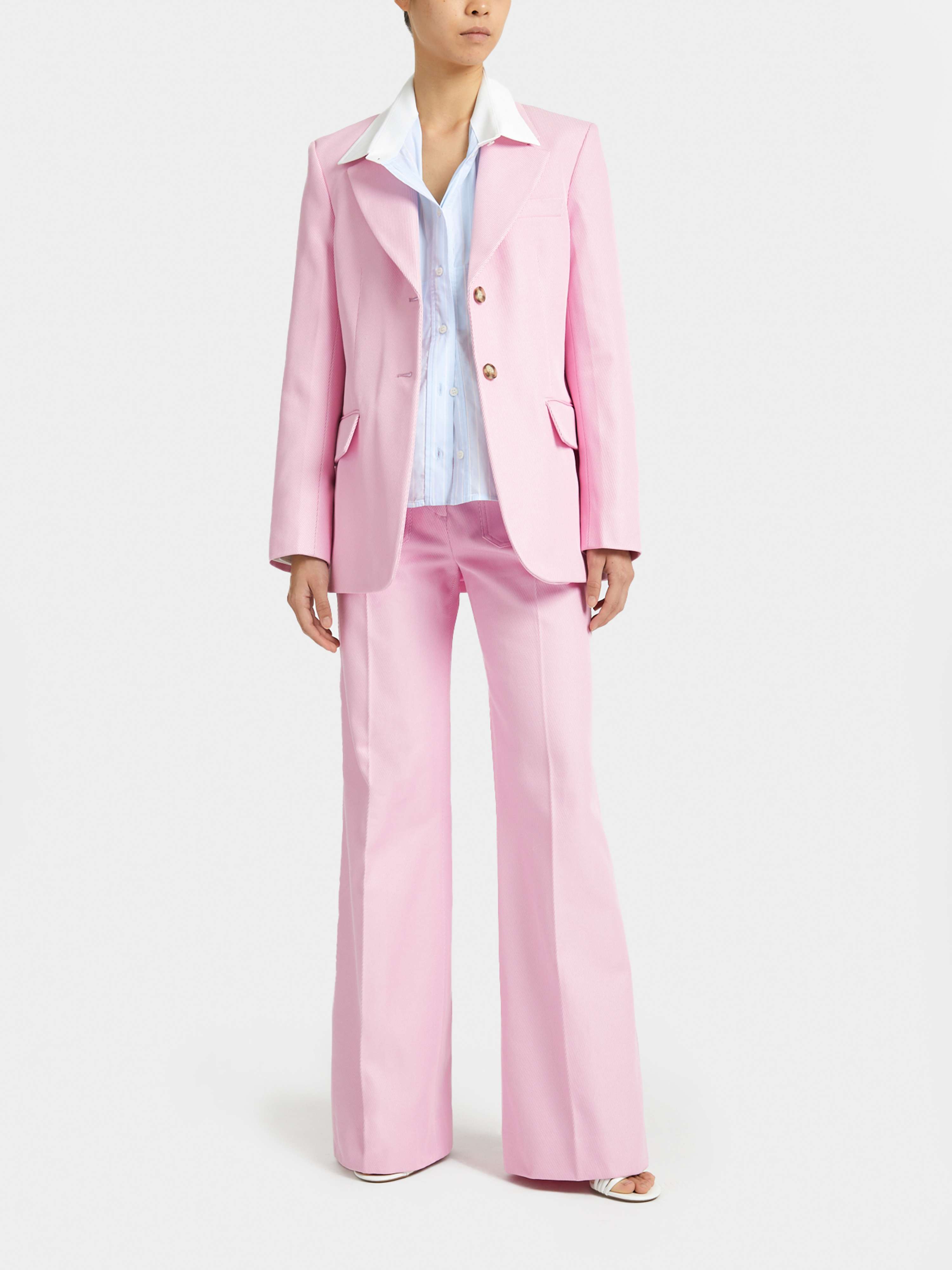 Model Ecommerce by Clarissa Buono
