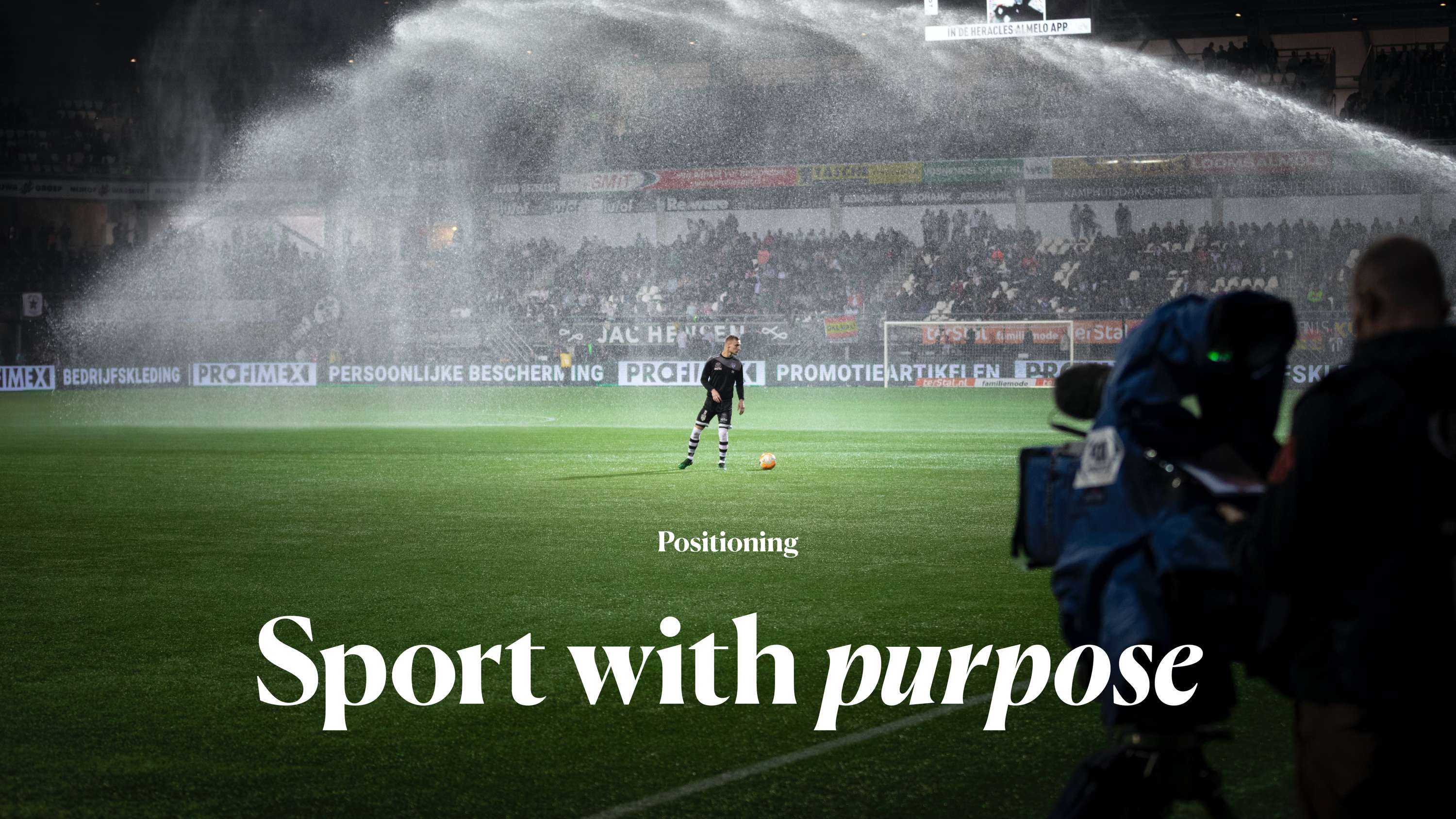 Sporting Giants by Pili Enrich Pons