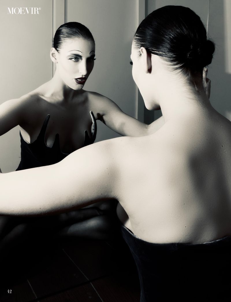 published on MOEVIR Magazine
33 JANUARY ISUUE 2021
@moevir.paris by Hide Sano