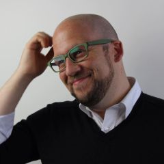 Elliot Cowan