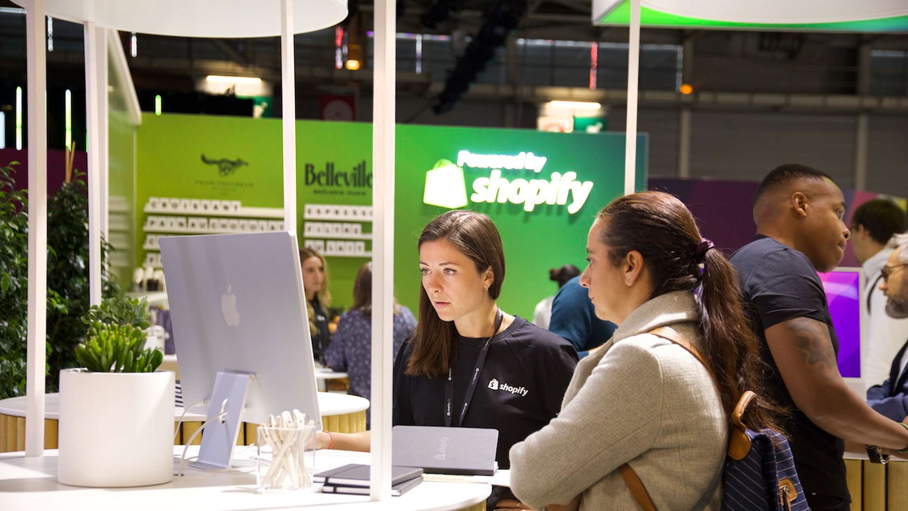Shopify stand, Paris Retail Week by B&J