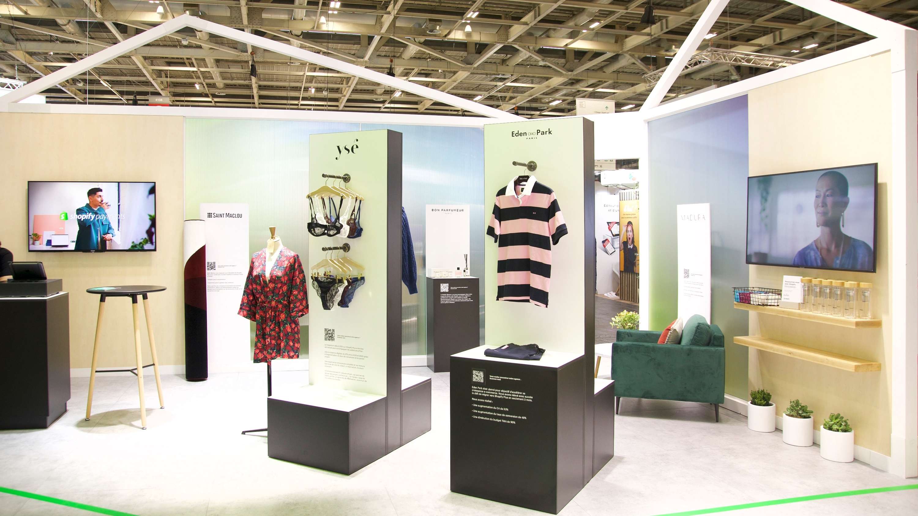 Shopify stand, Paris Retail Week by B&J