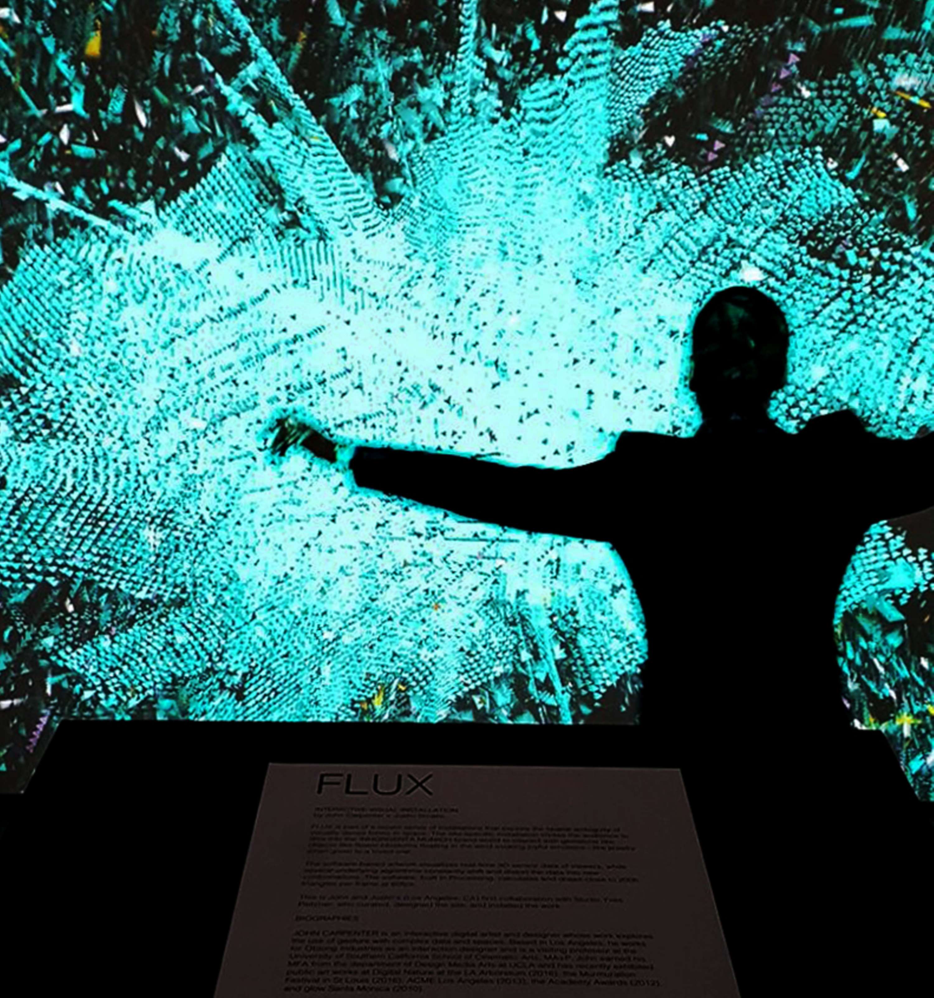 FLUX - interactive visual installation by Yves Peitzner