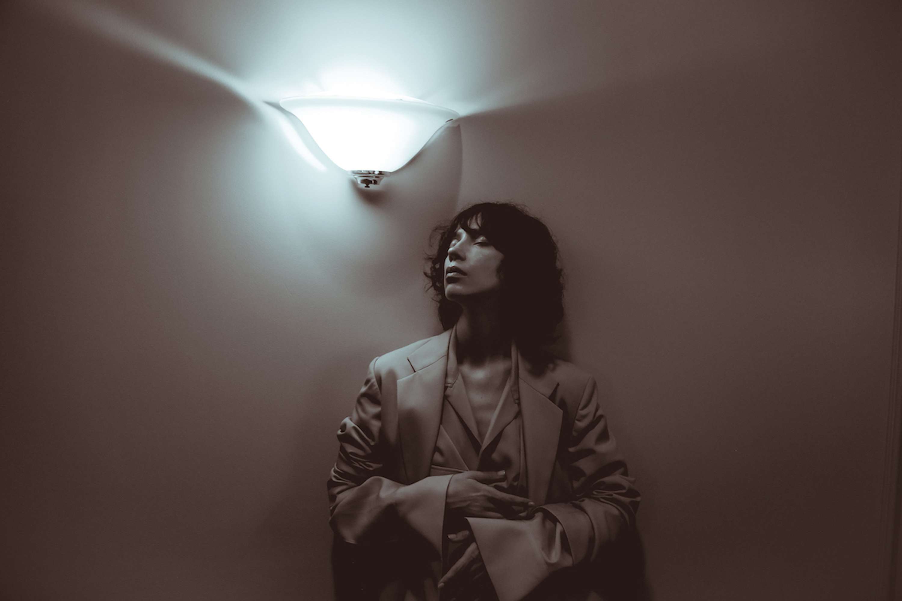 MOONY PEEK by HIROTAKA AOKI