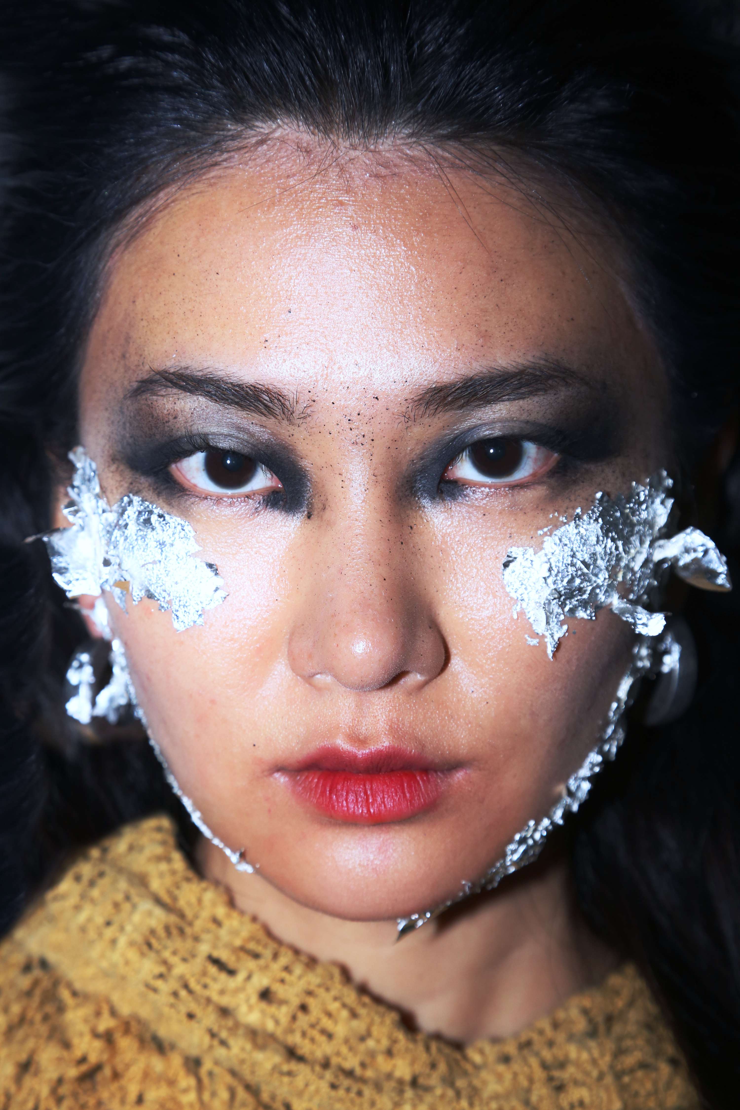 In conflict - editorial for @edreamag by Simran Kaur