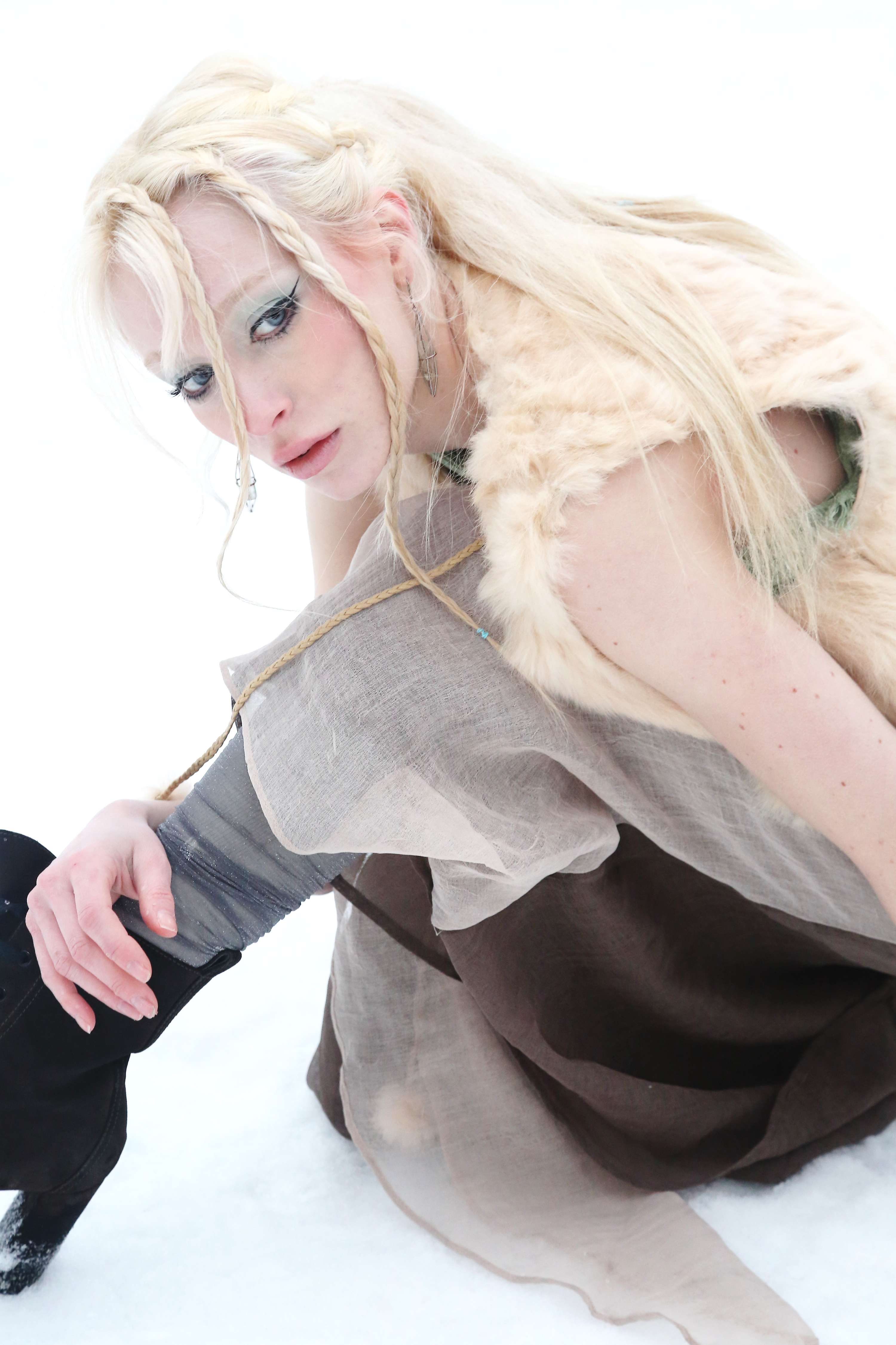 Oblivion - press for @tan_aesis by Simran Kaur