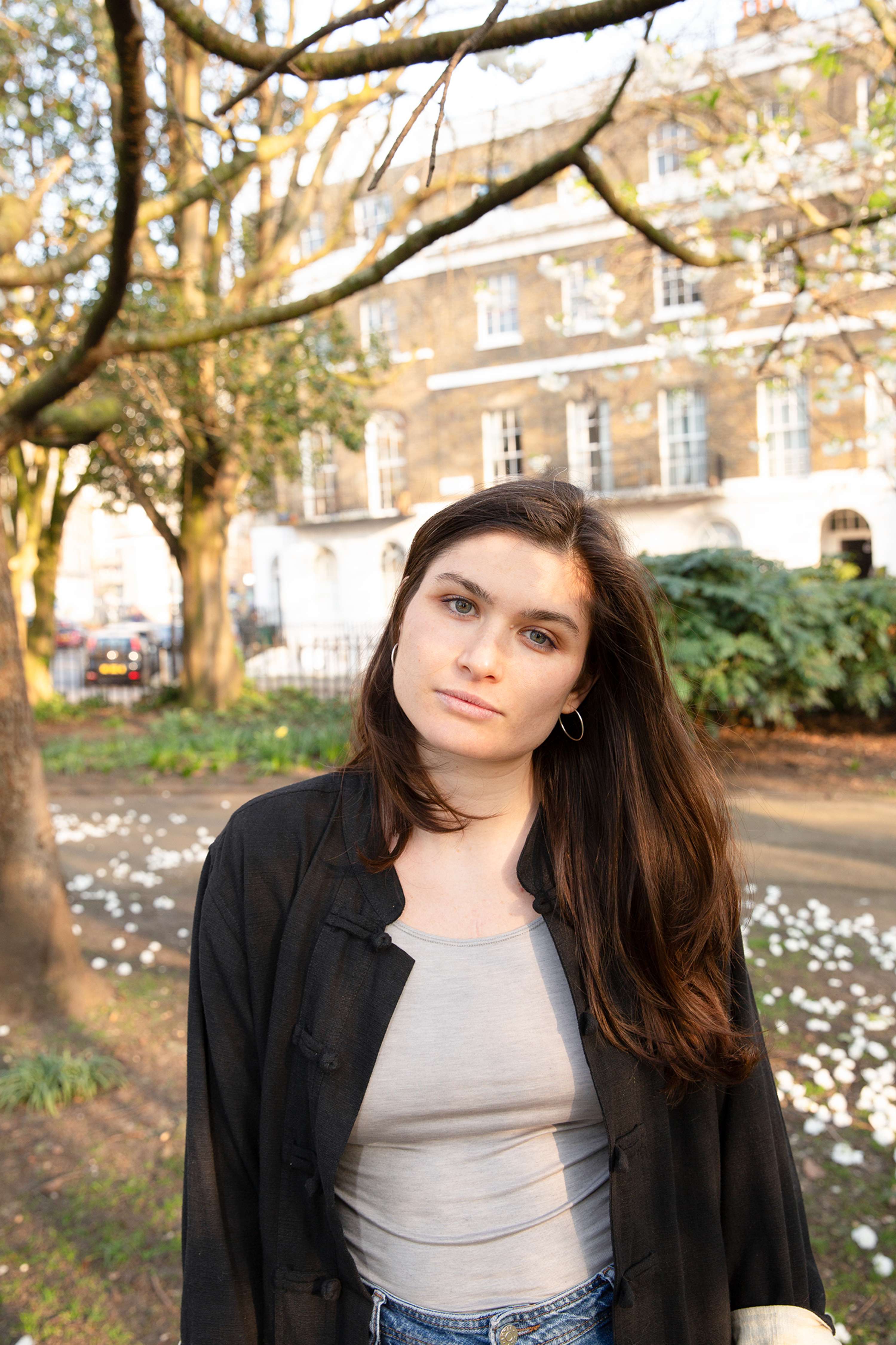 the colours of spring: an outdoor portrait session with Bea by carla cuomo