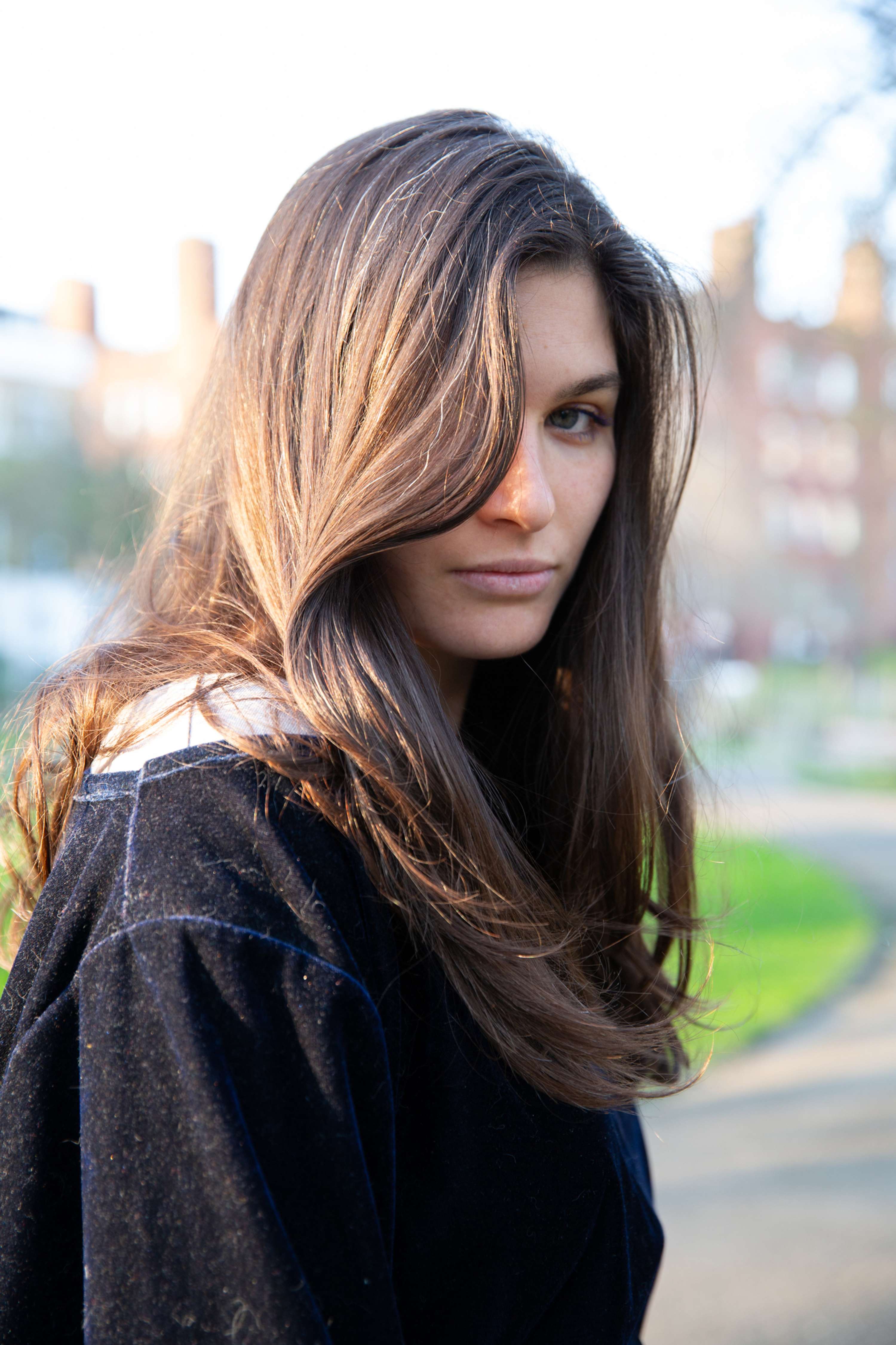 the colours of spring: an outdoor portrait session with Bea by carla cuomo