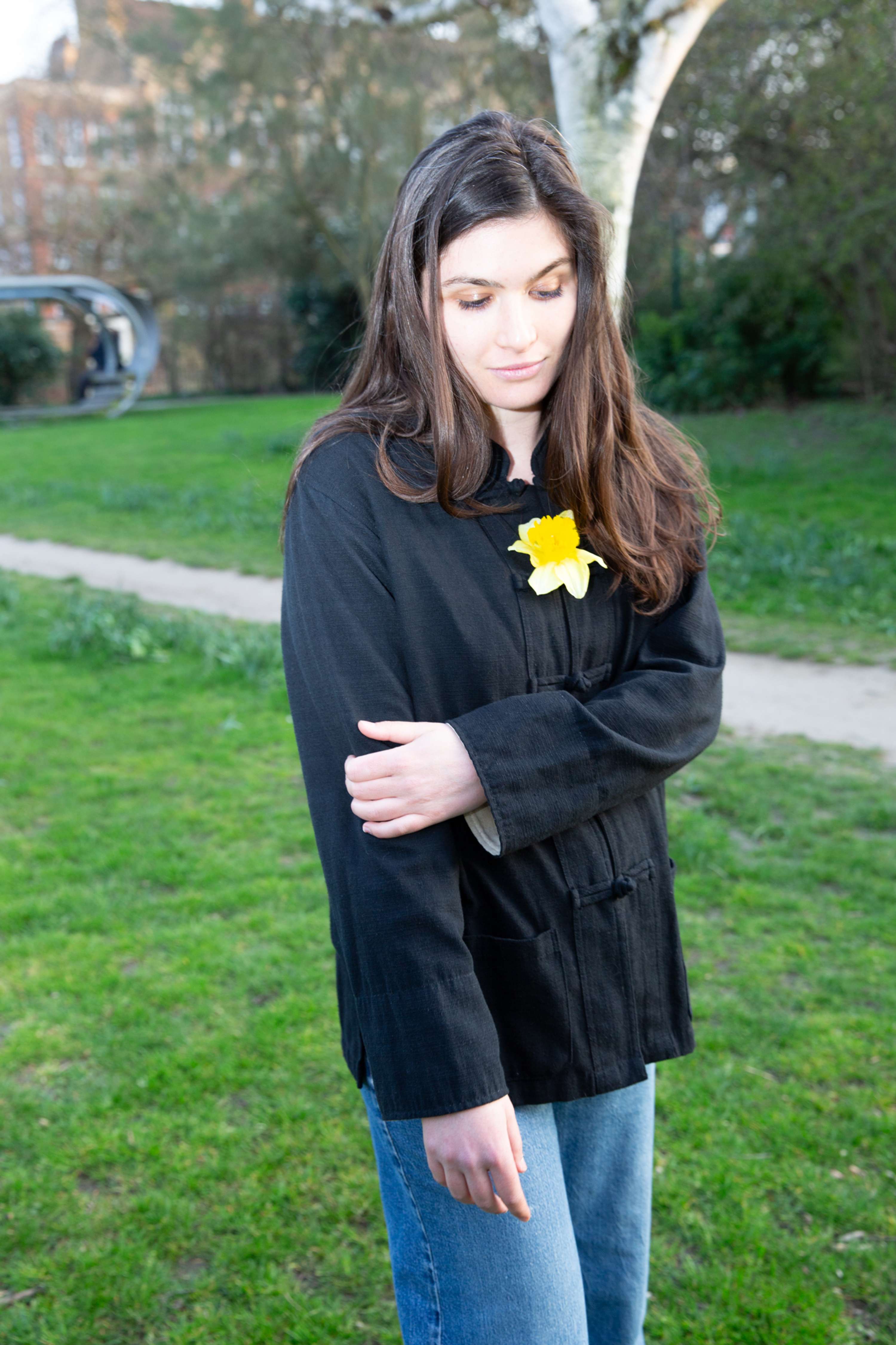 the colours of spring: an outdoor portrait session with Bea by carla cuomo