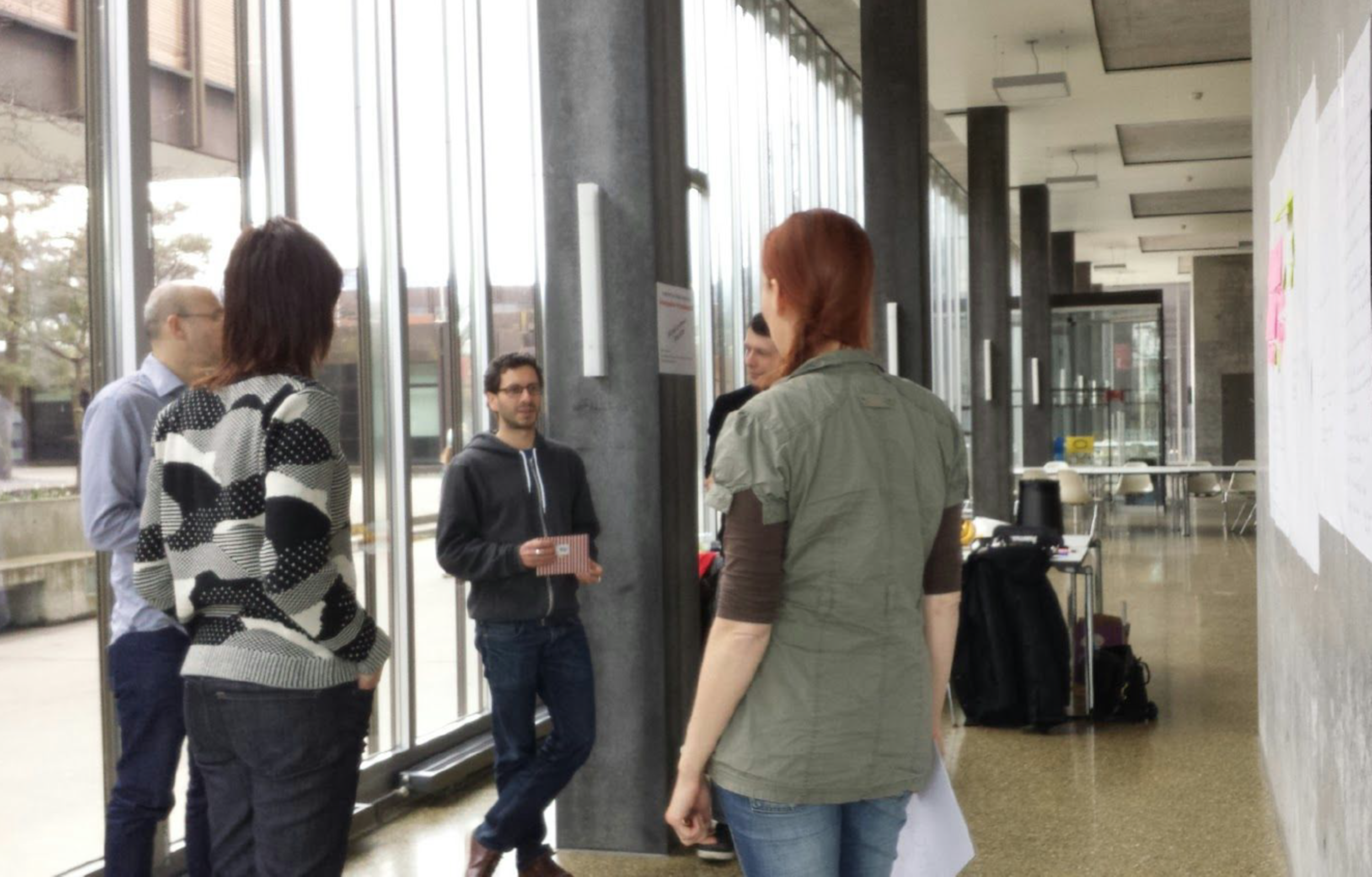 Requirement and user research study about multi‐link‐screens and multi-touch systems by Lidia Panio