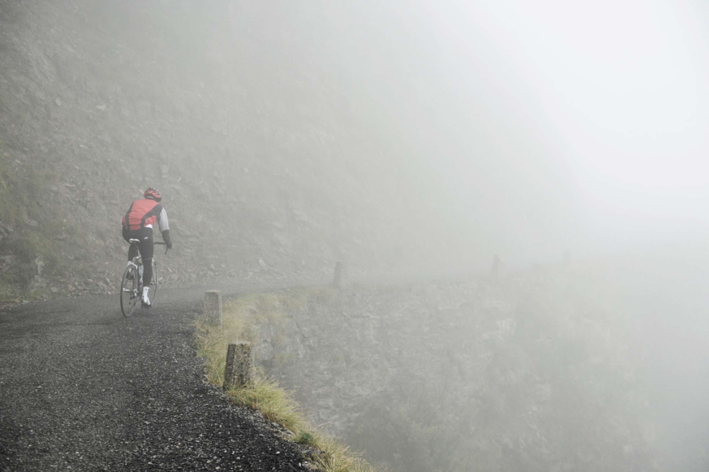 Rapha - Cent Cols by Owen Richards
