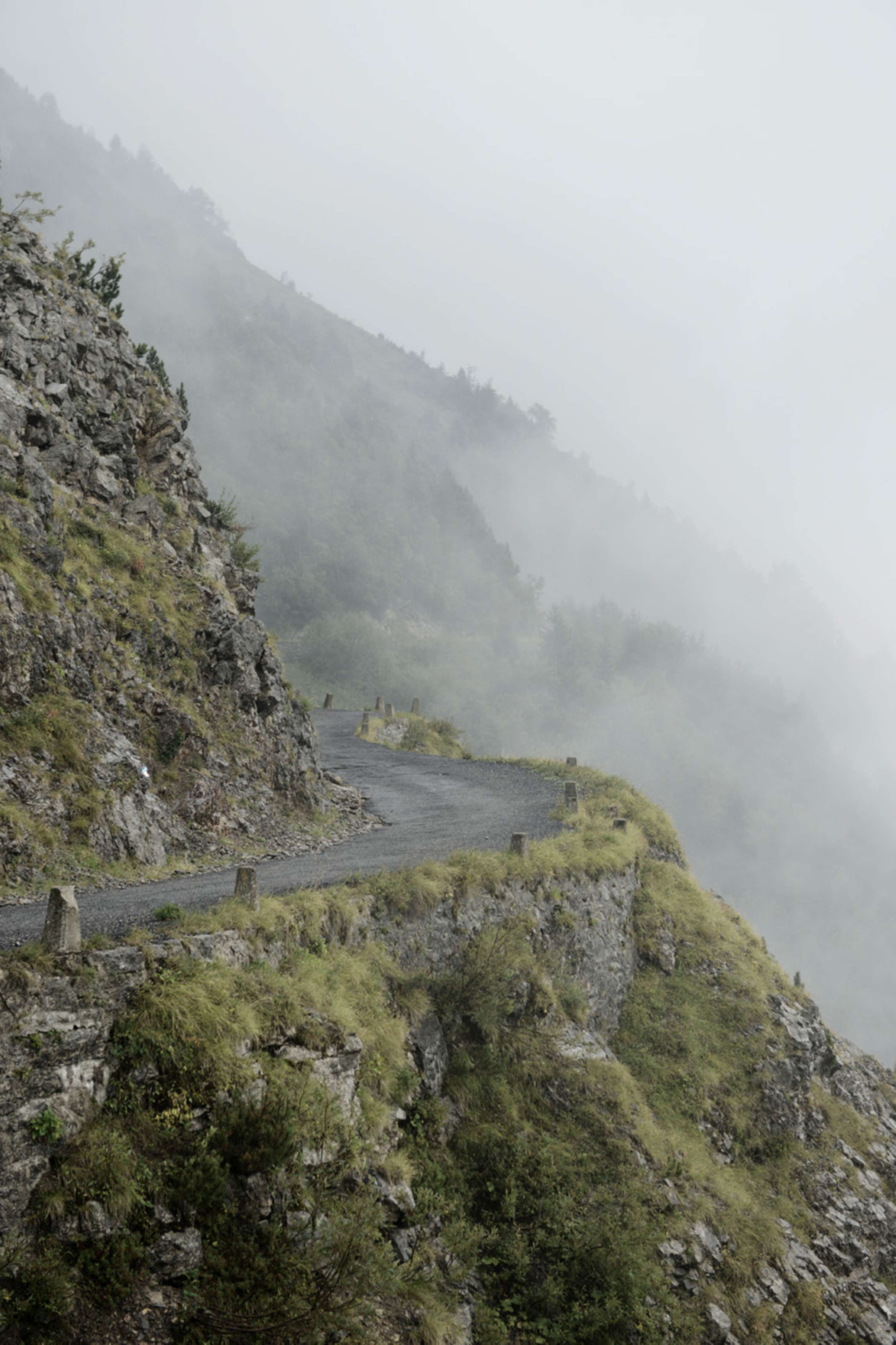 Rapha - Cent Cols by Owen Richards