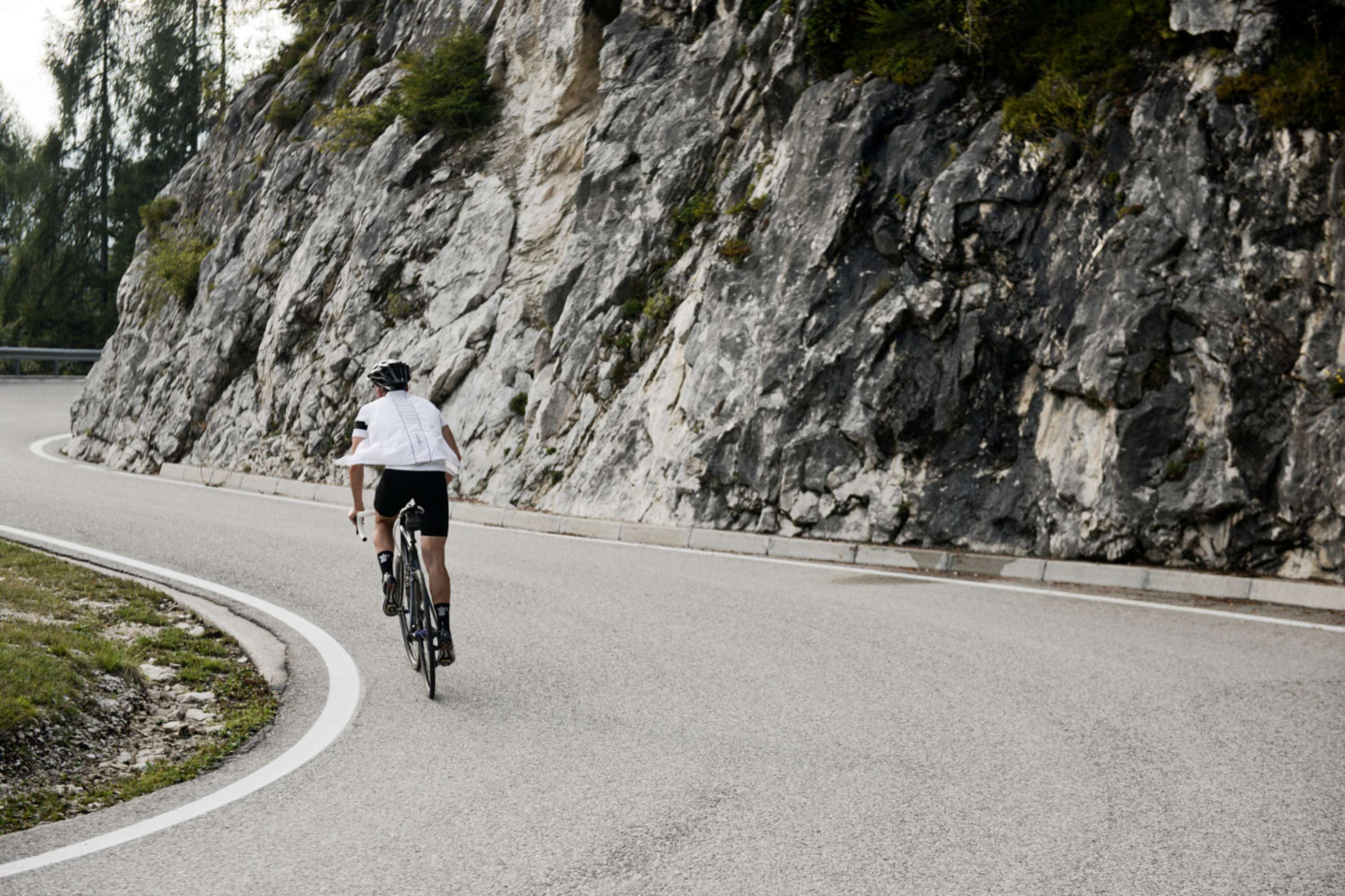 Rapha - Cent Cols by Owen Richards