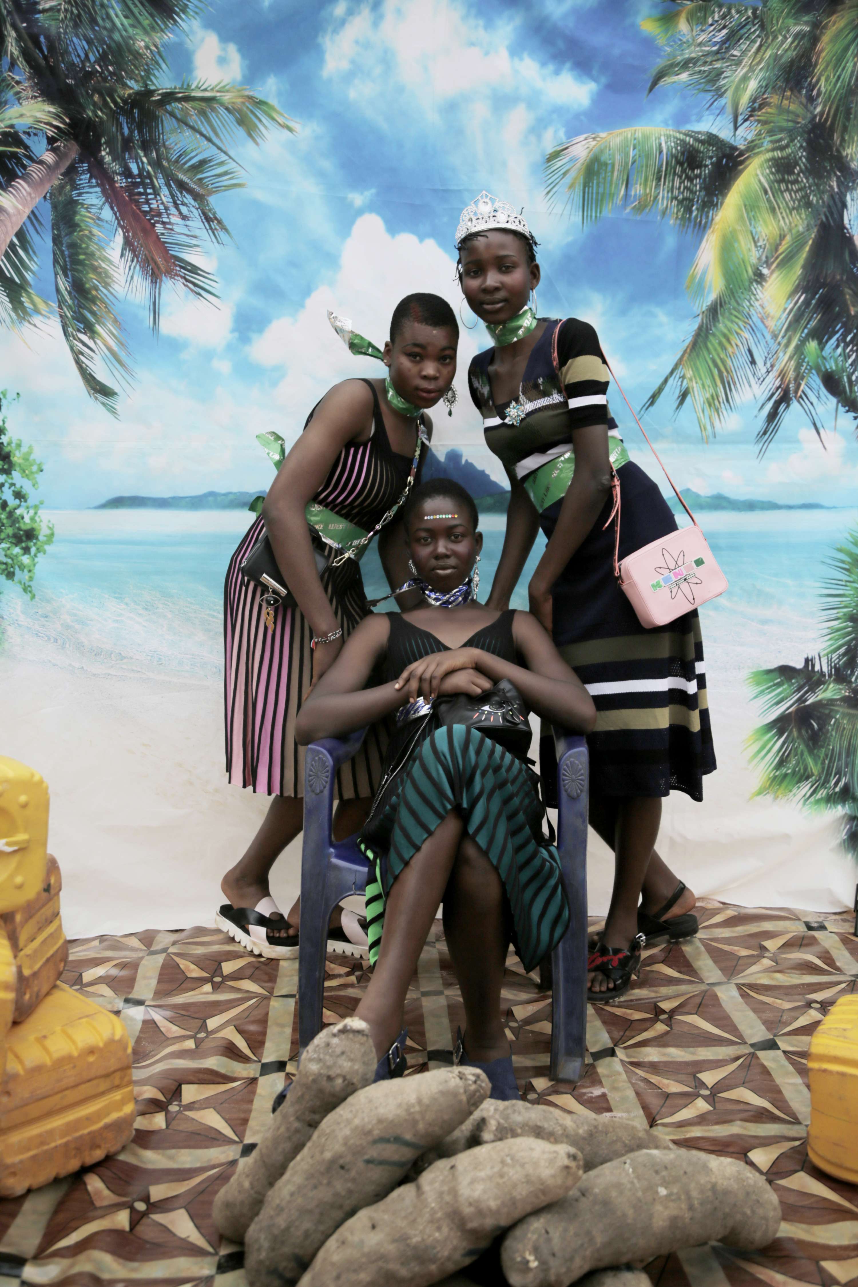 Gidi gidi bu ugwu eze (Unity is strength) for Kenzo | Editorial Film & Photo Series by julie machin