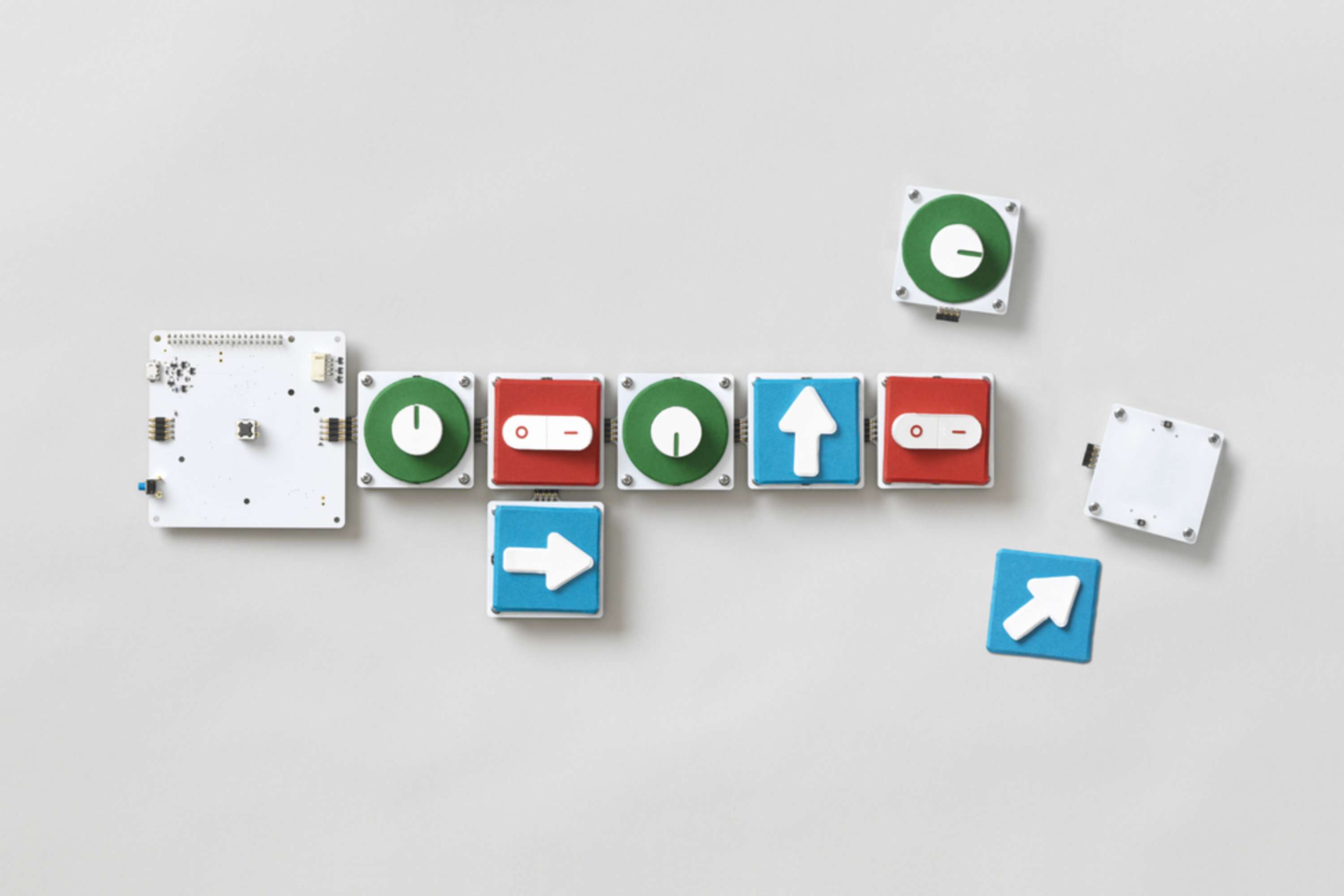 Project Bloks by Hana Tanimura