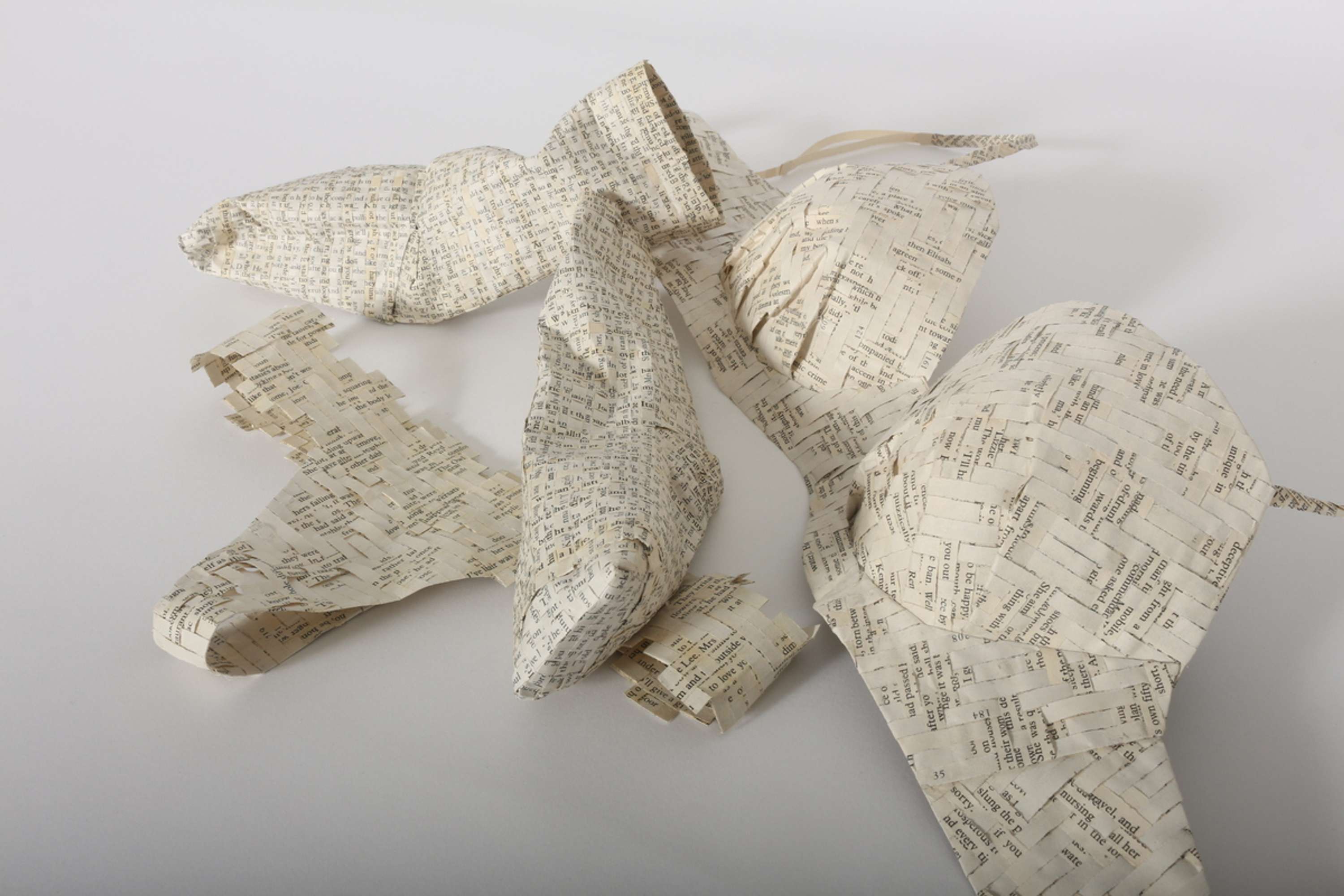 Text-ile by Usua Perez Echegoyen