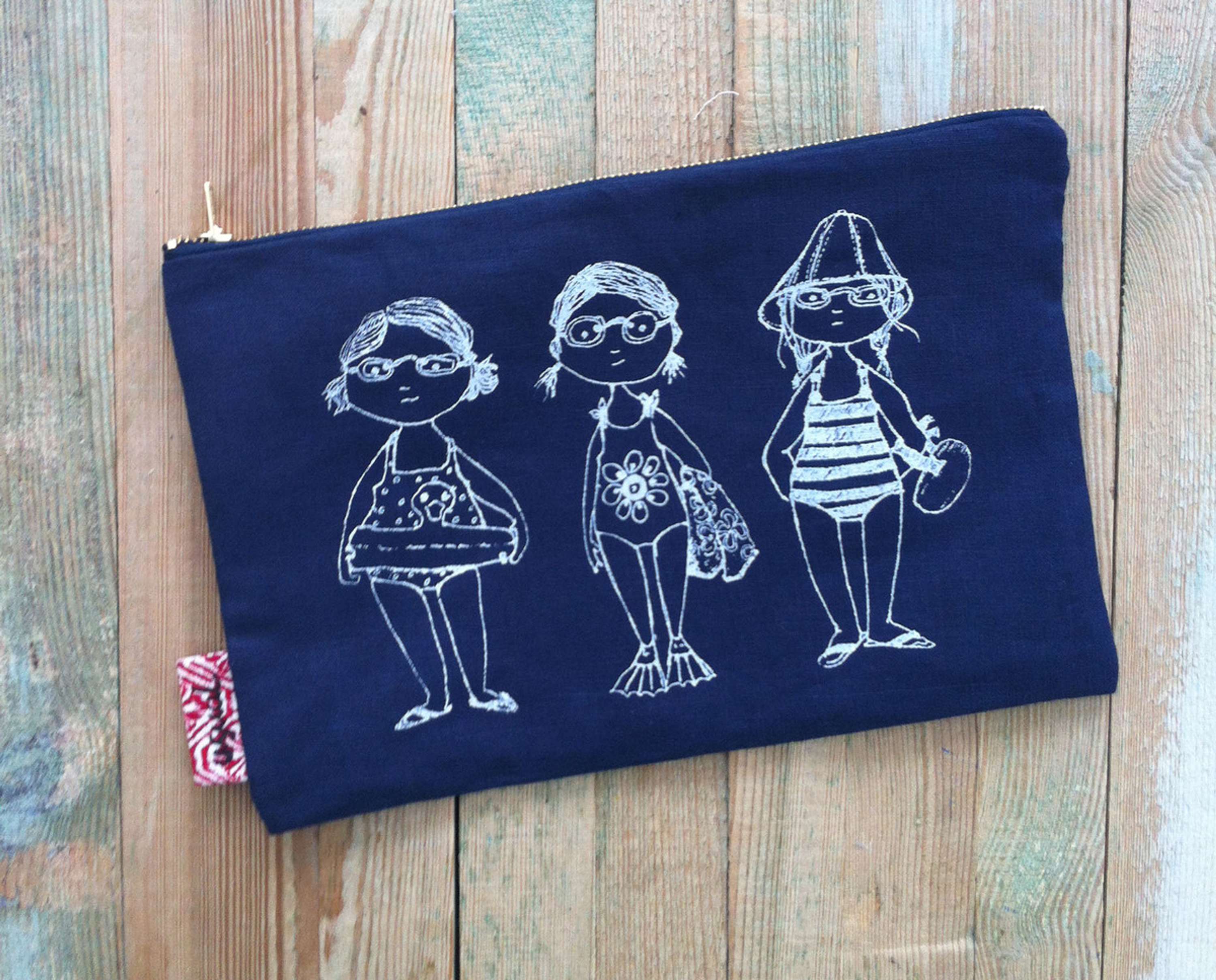 Screen Printed Purses  - Usua by Usua Perez Echegoyen