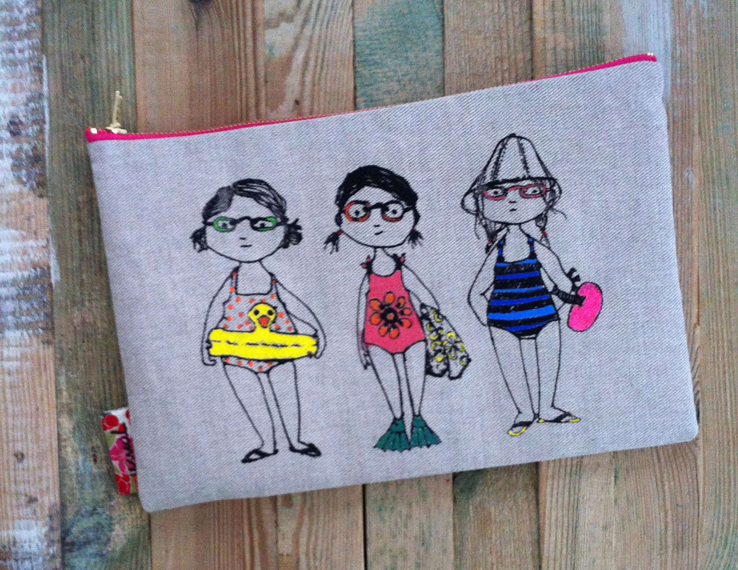 Screen Printed Purses  - Usua by Usua Perez Echegoyen