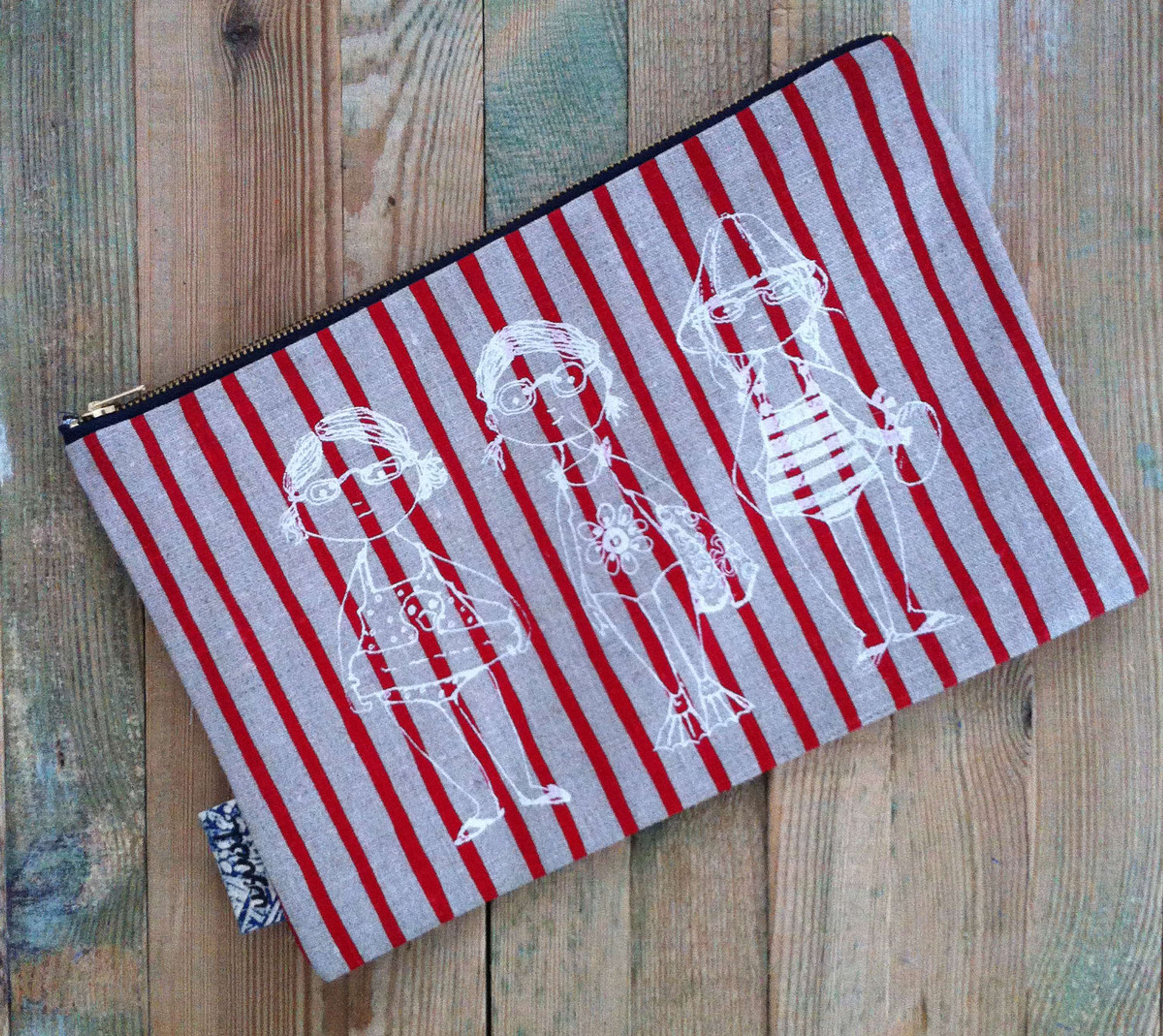 Screen Printed Purses  - Usua by Usua Perez Echegoyen