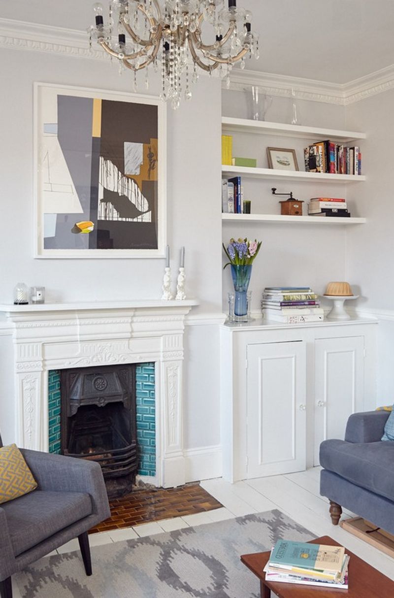 Bright Victorian London Flat by Rise Art