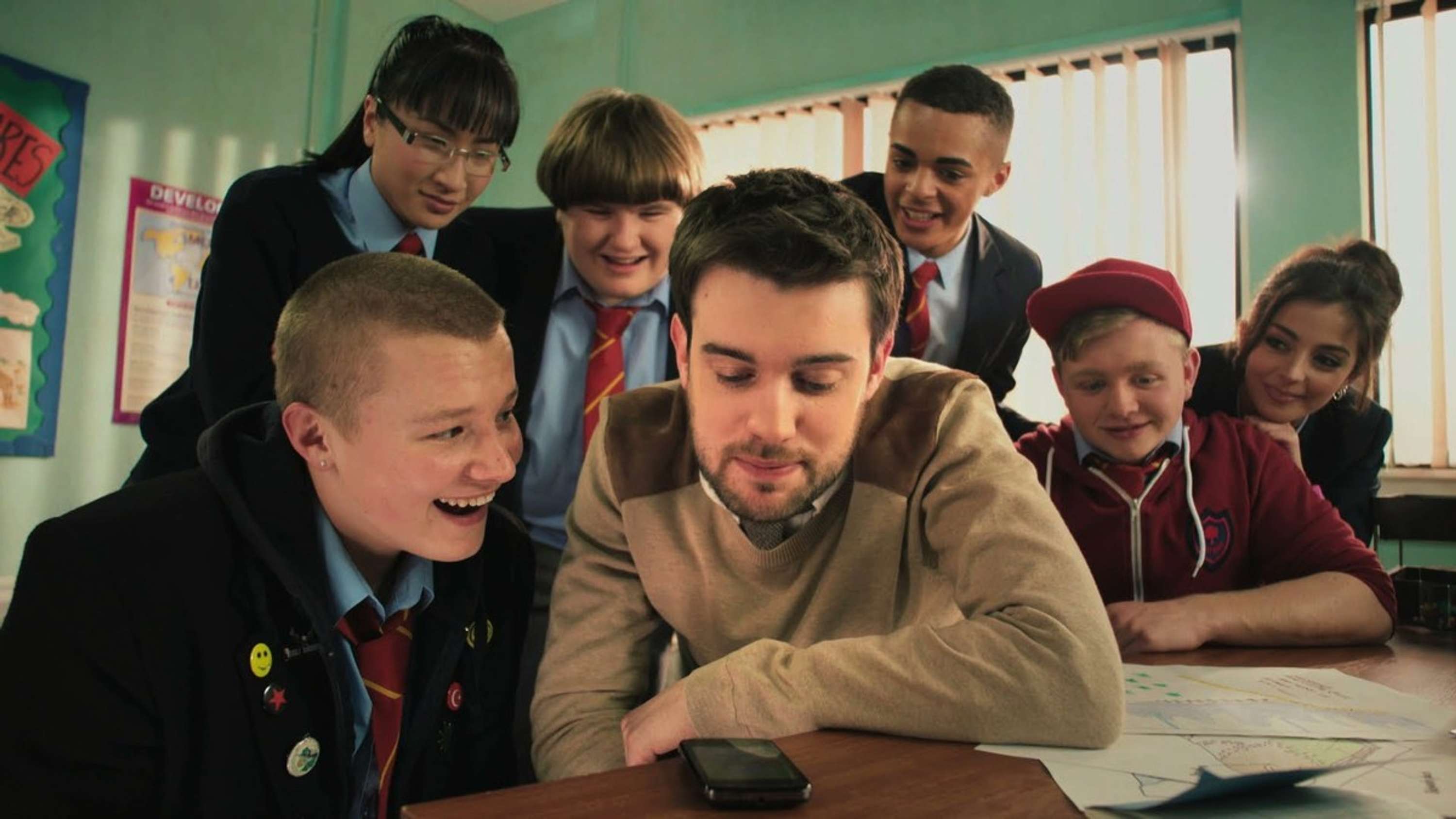 Образование 2012. Bad Education сериал. Непутёвая учёба фильм. Непутёвая учёба сериал 2012–2014. Непутевая учеба.