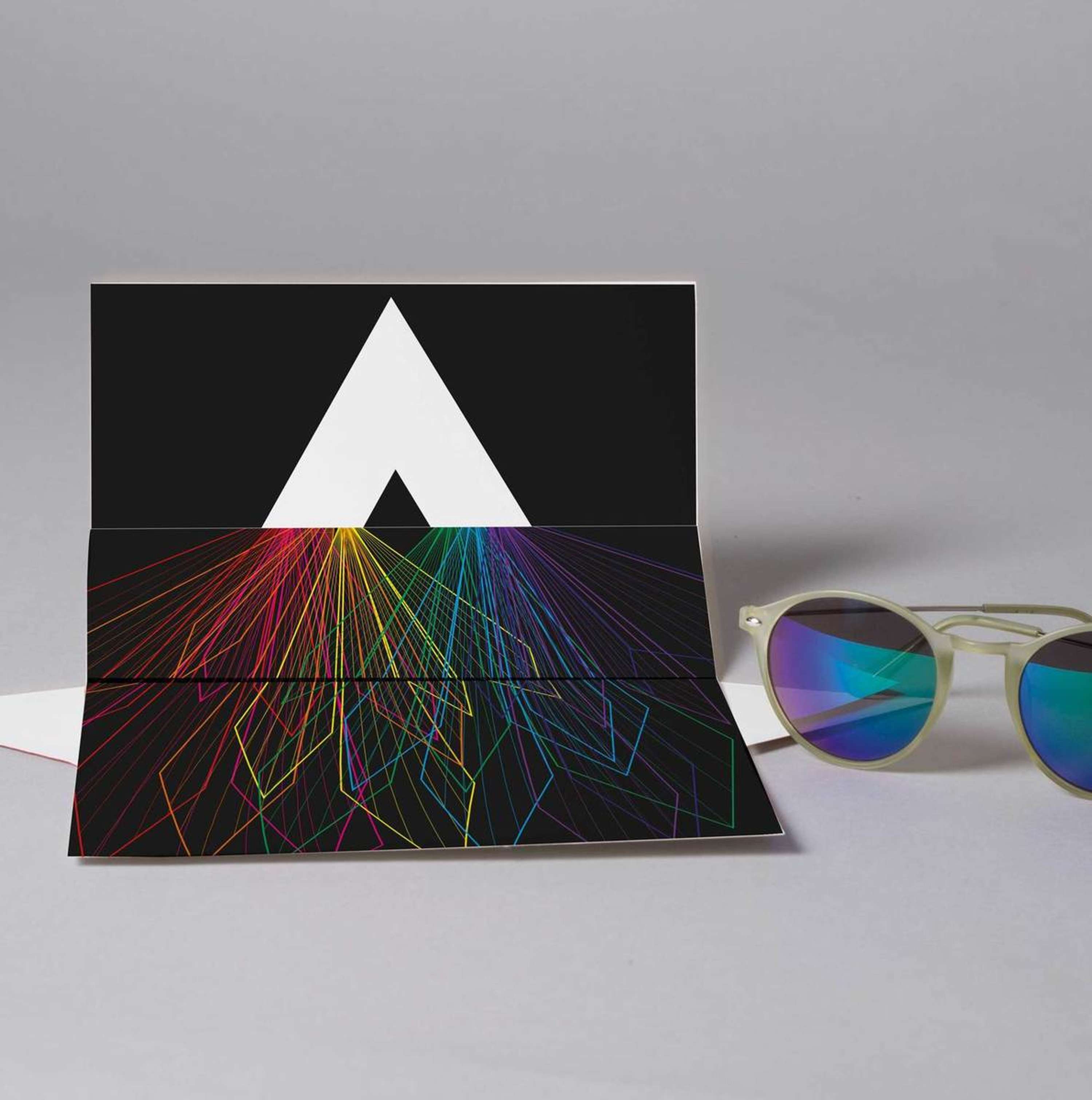 Specta - packaging by Andy Tharagonnet