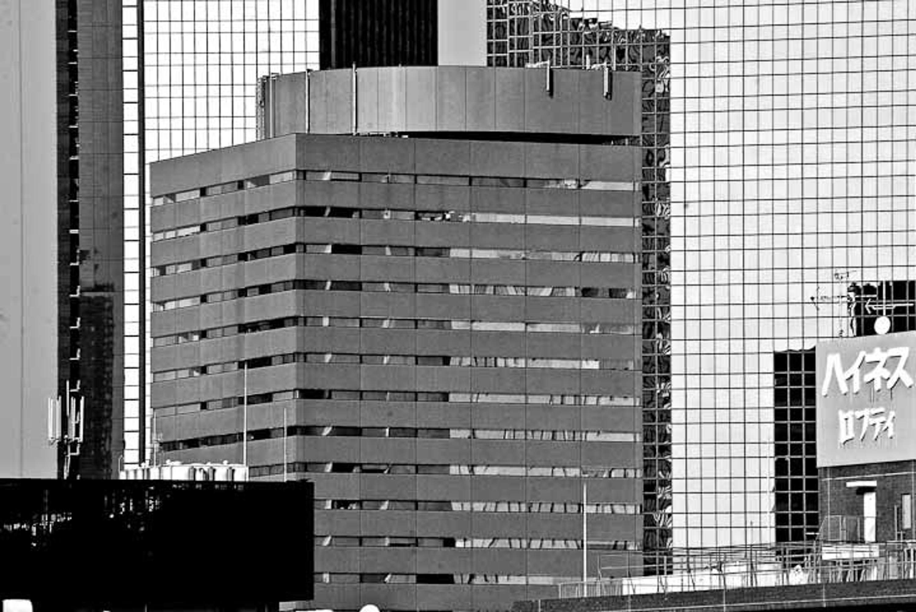 Flatness in Cityscape by Marko Briesemann