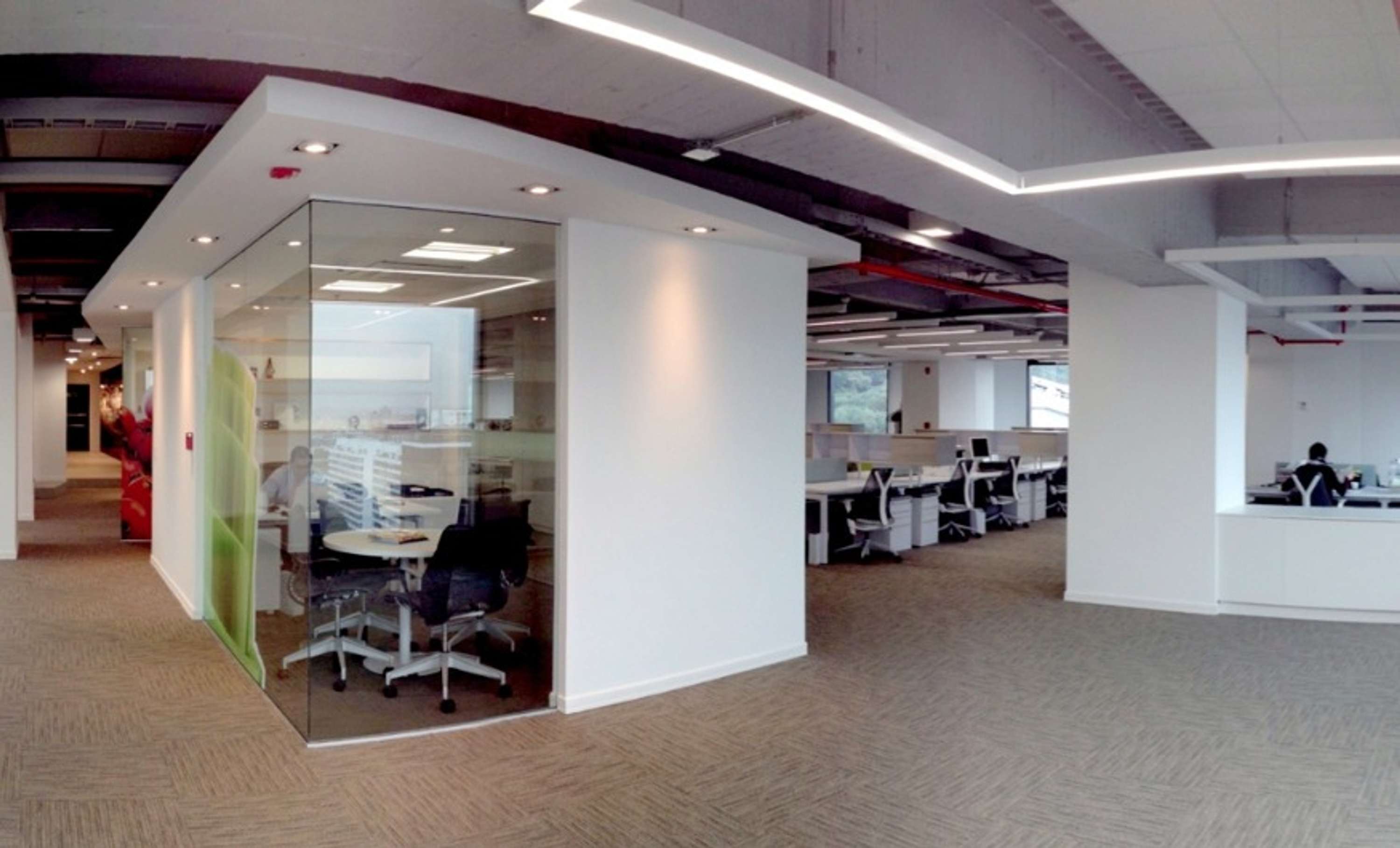 Jerónimo Martins - Office Design by Juan Sebastian Rangel Mejia