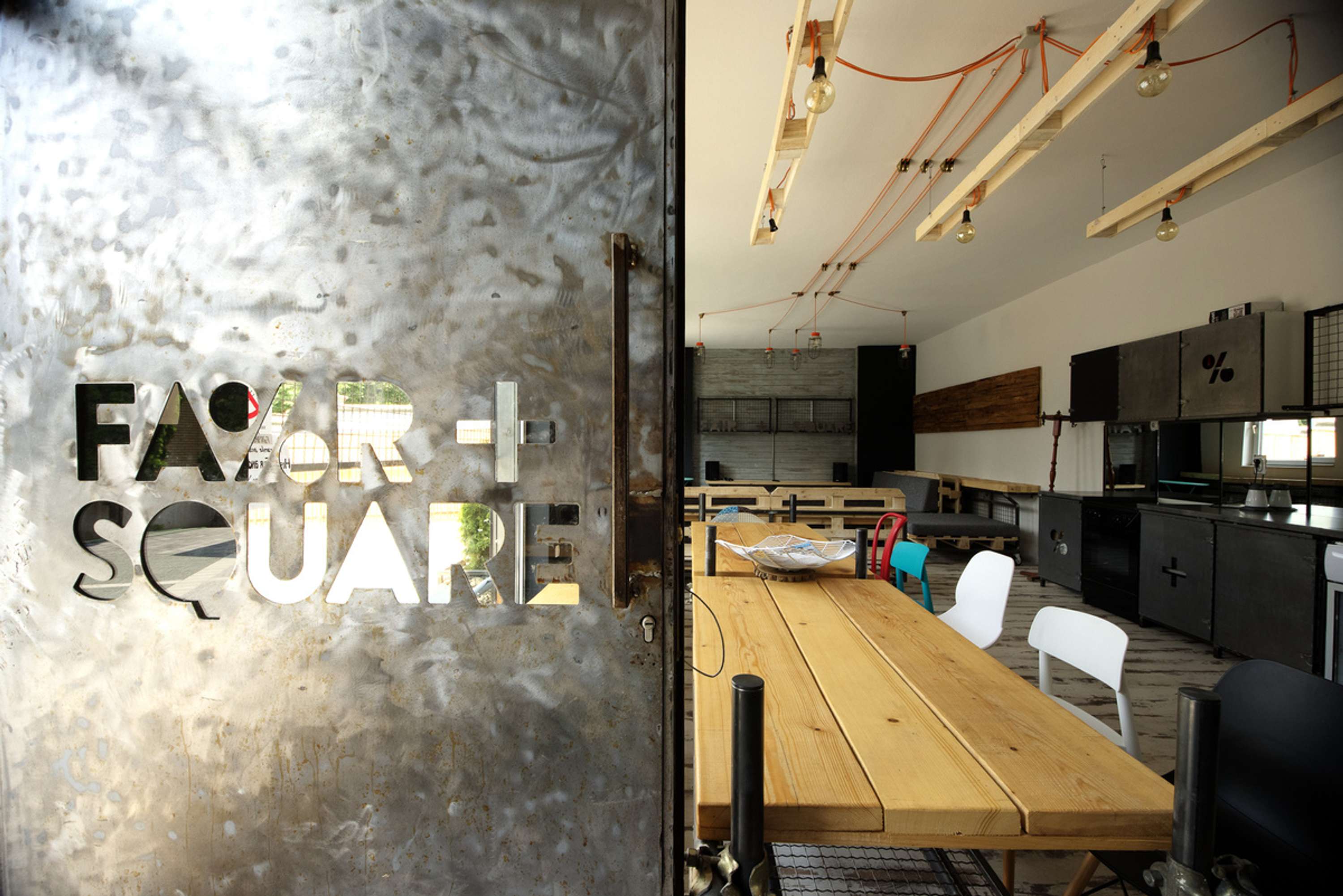 Fair & Square Hostel by Nikola Grabacic