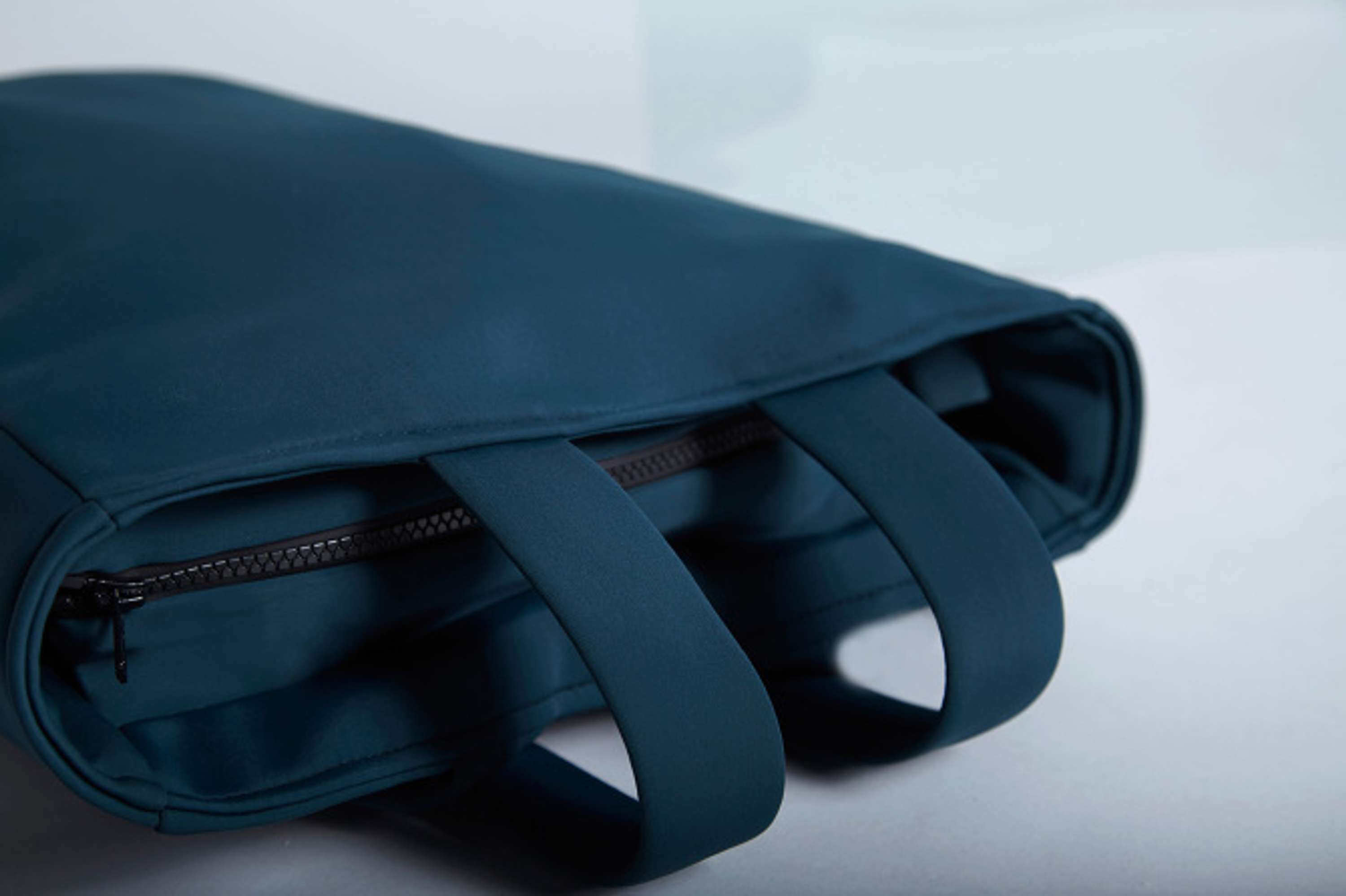 NEOSS LDN Product shots by Samantha Rubinstein