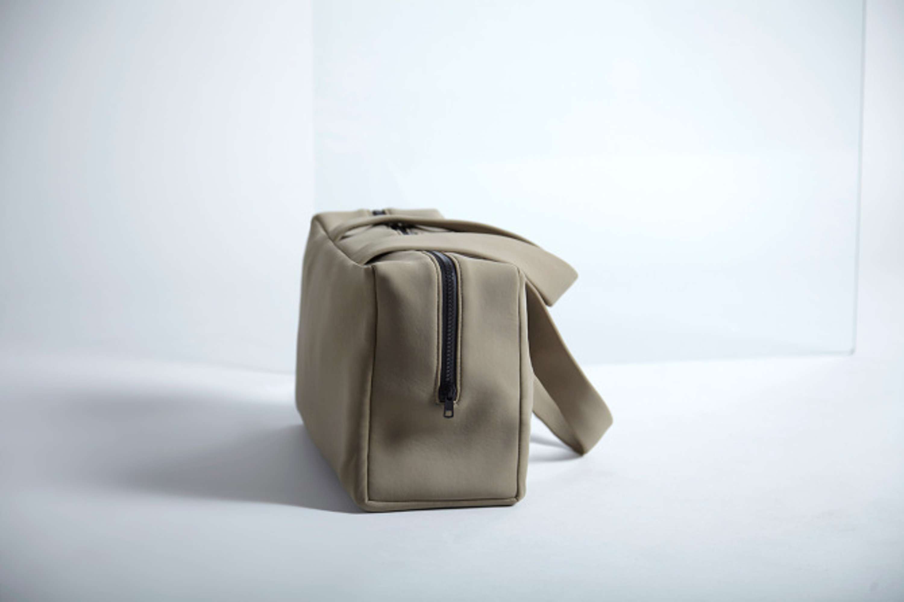 NEOSS LDN Product shots by Samantha Rubinstein