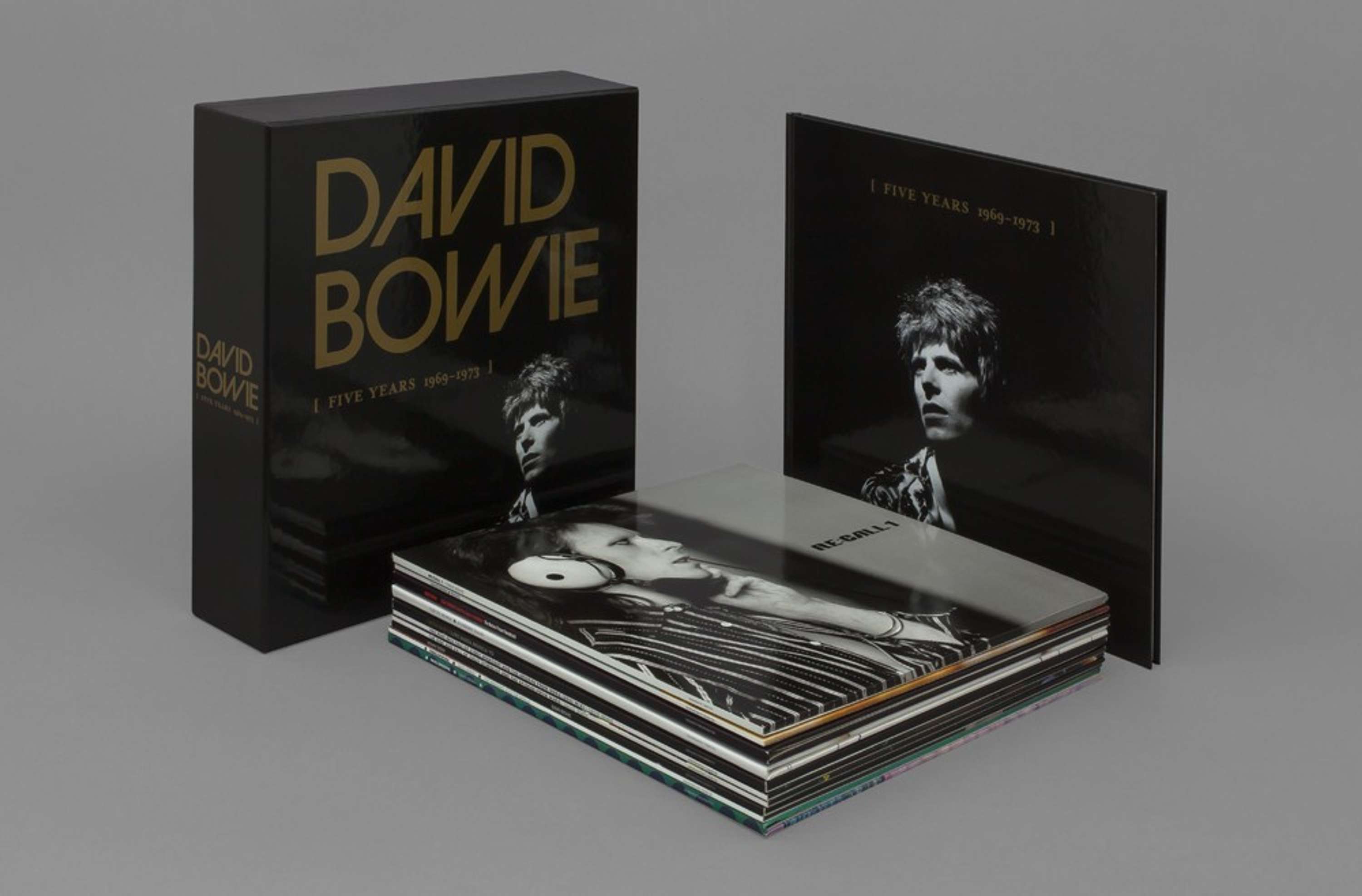 DAVID BOWIE | FIVE YEARS by Alison Fielding
