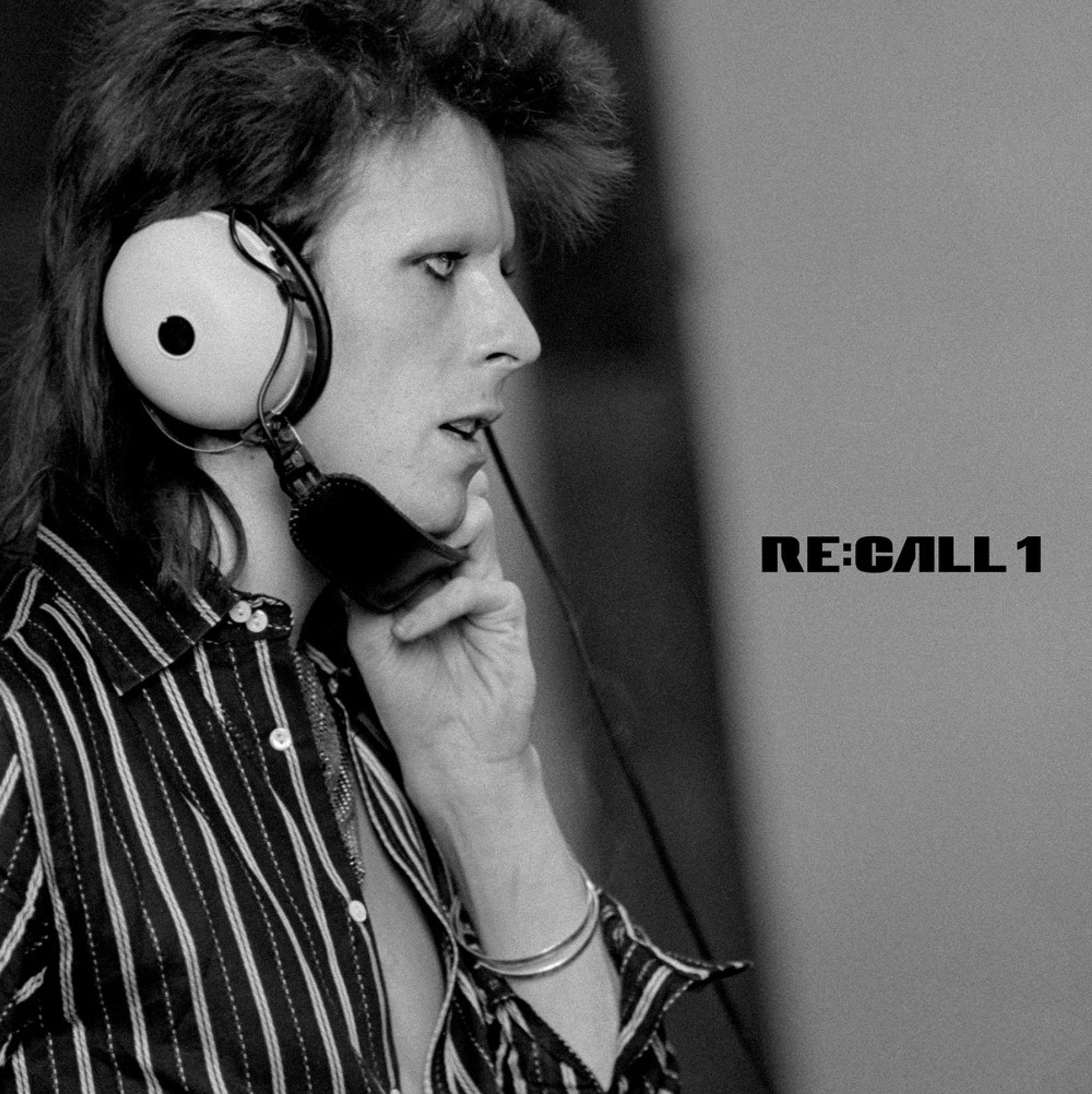 DAVID BOWIE | FIVE YEARS by Alison Fielding
