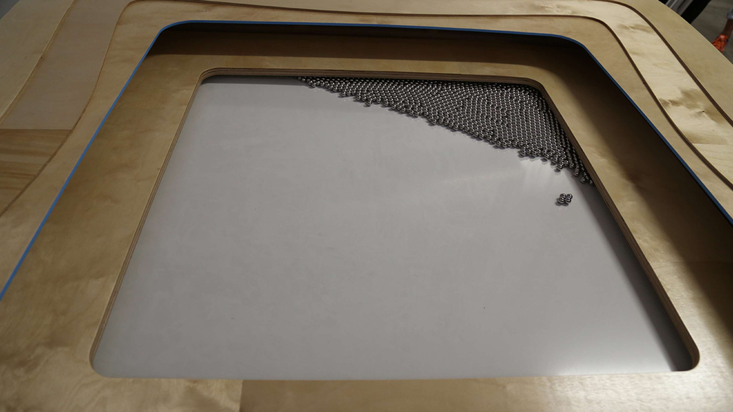 twitter data visualisation table by onedotzero