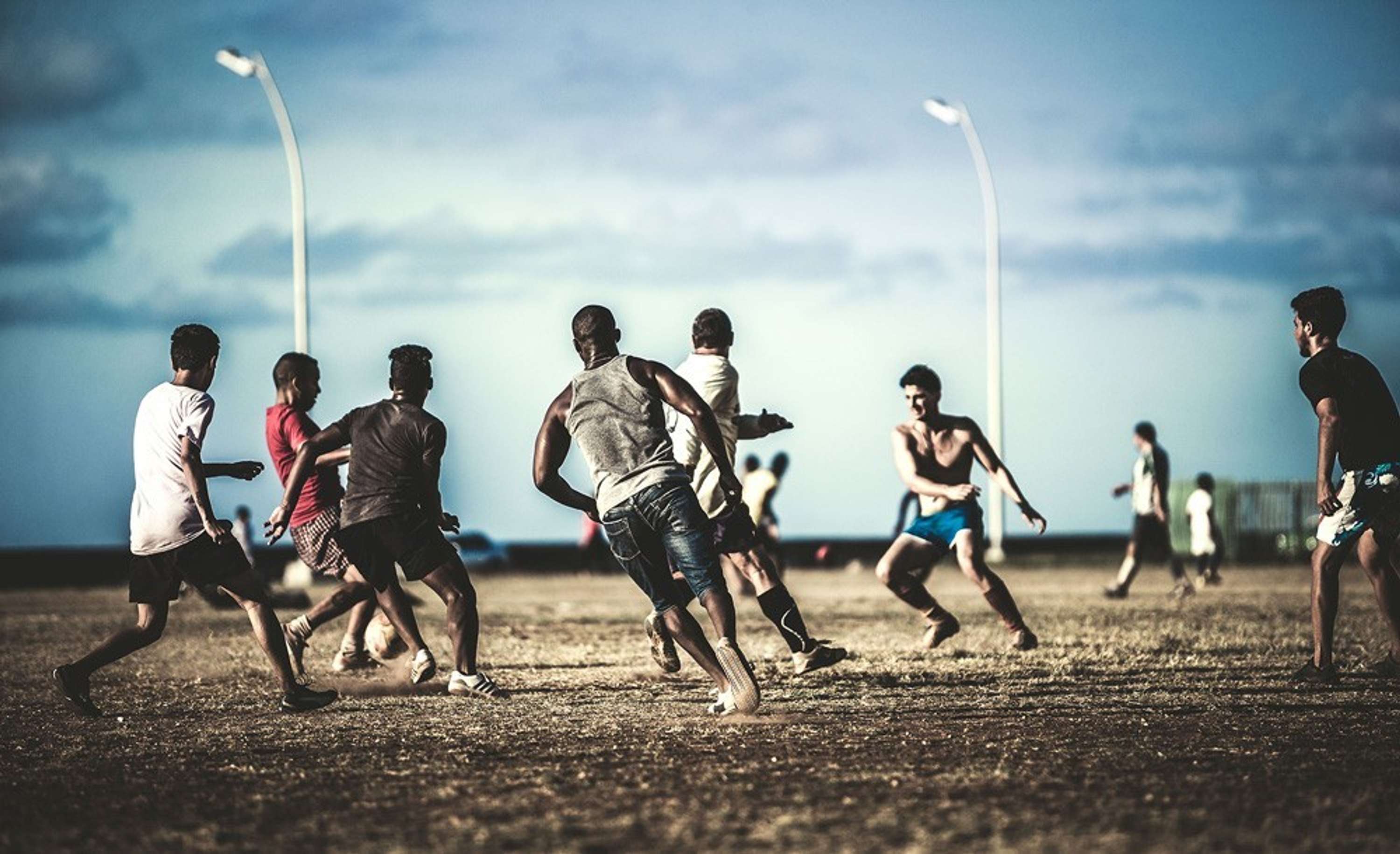 Nigel Riches – Cuba by At Trayler