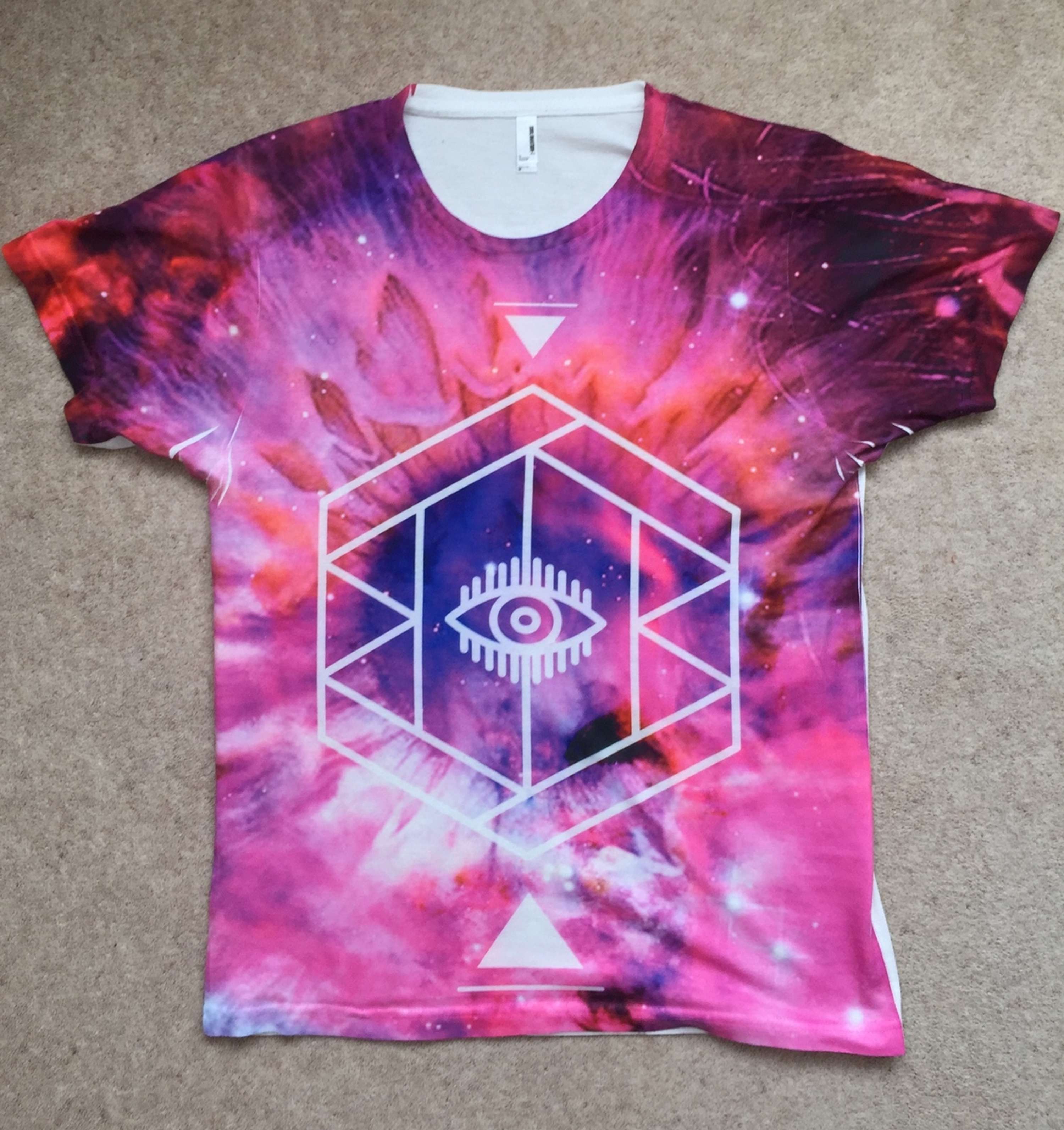 Tee Design by Giuseppe Mauro