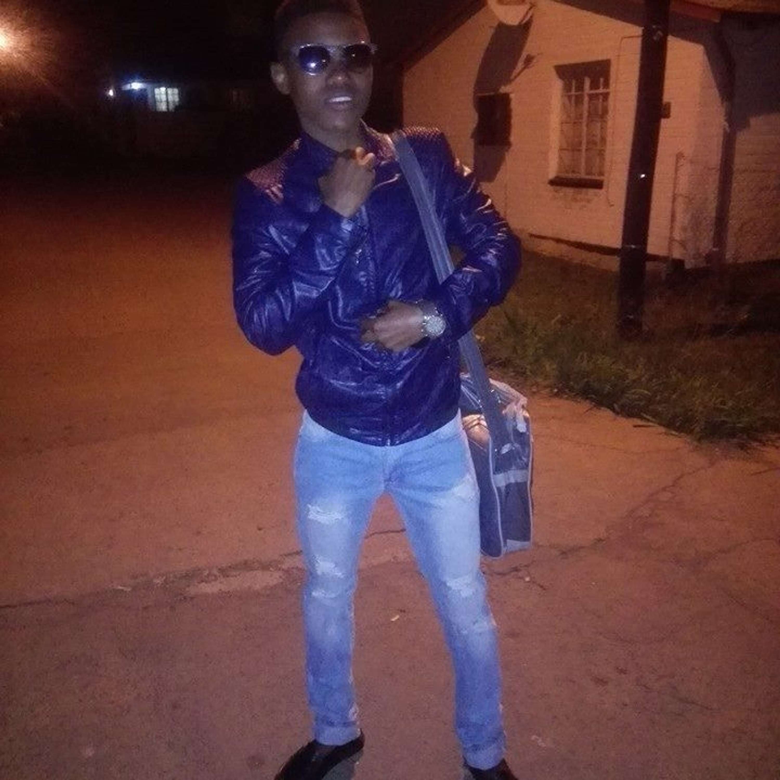 Protfoilo by Jay Mzizi