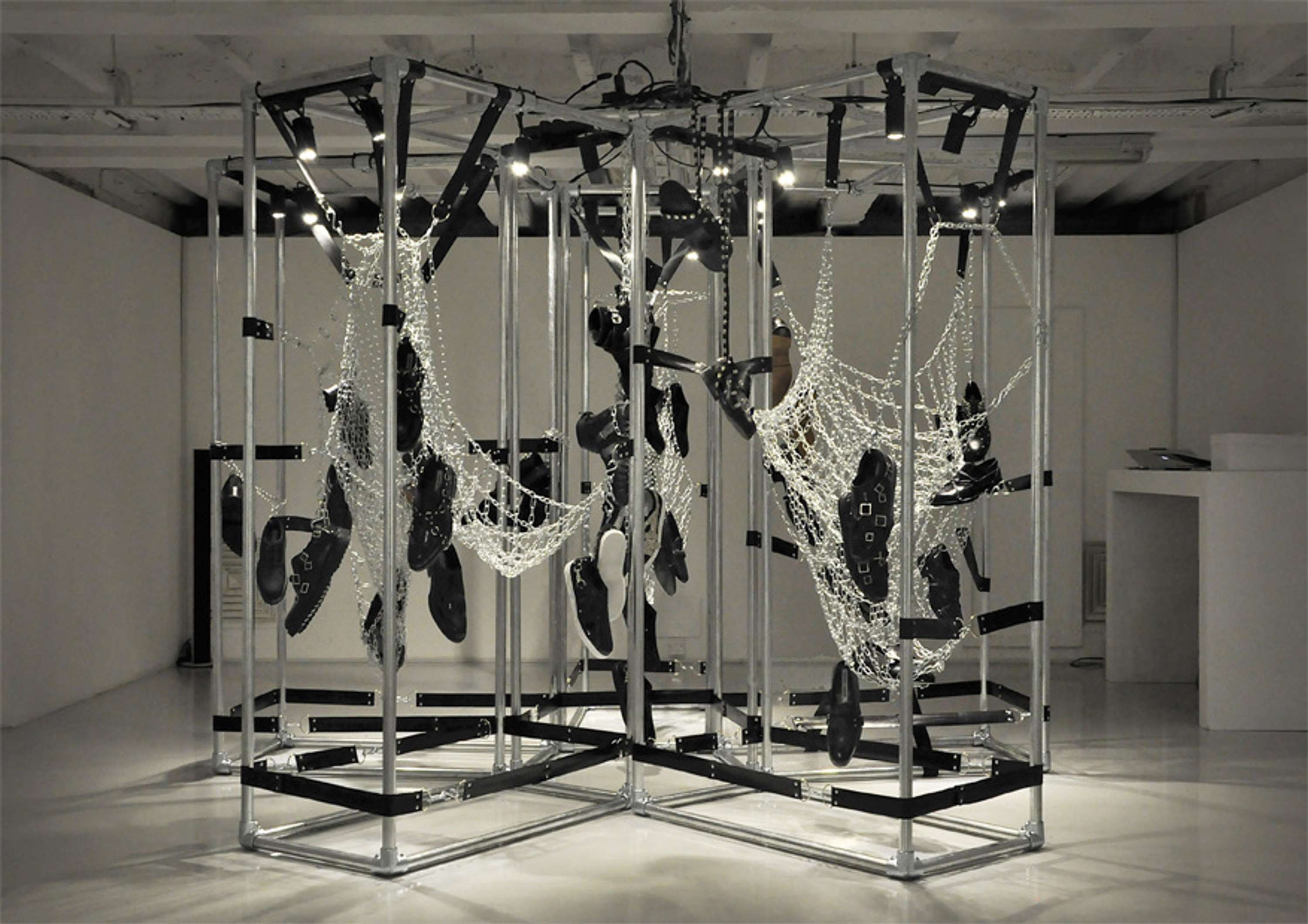 The Hoist by William Murray