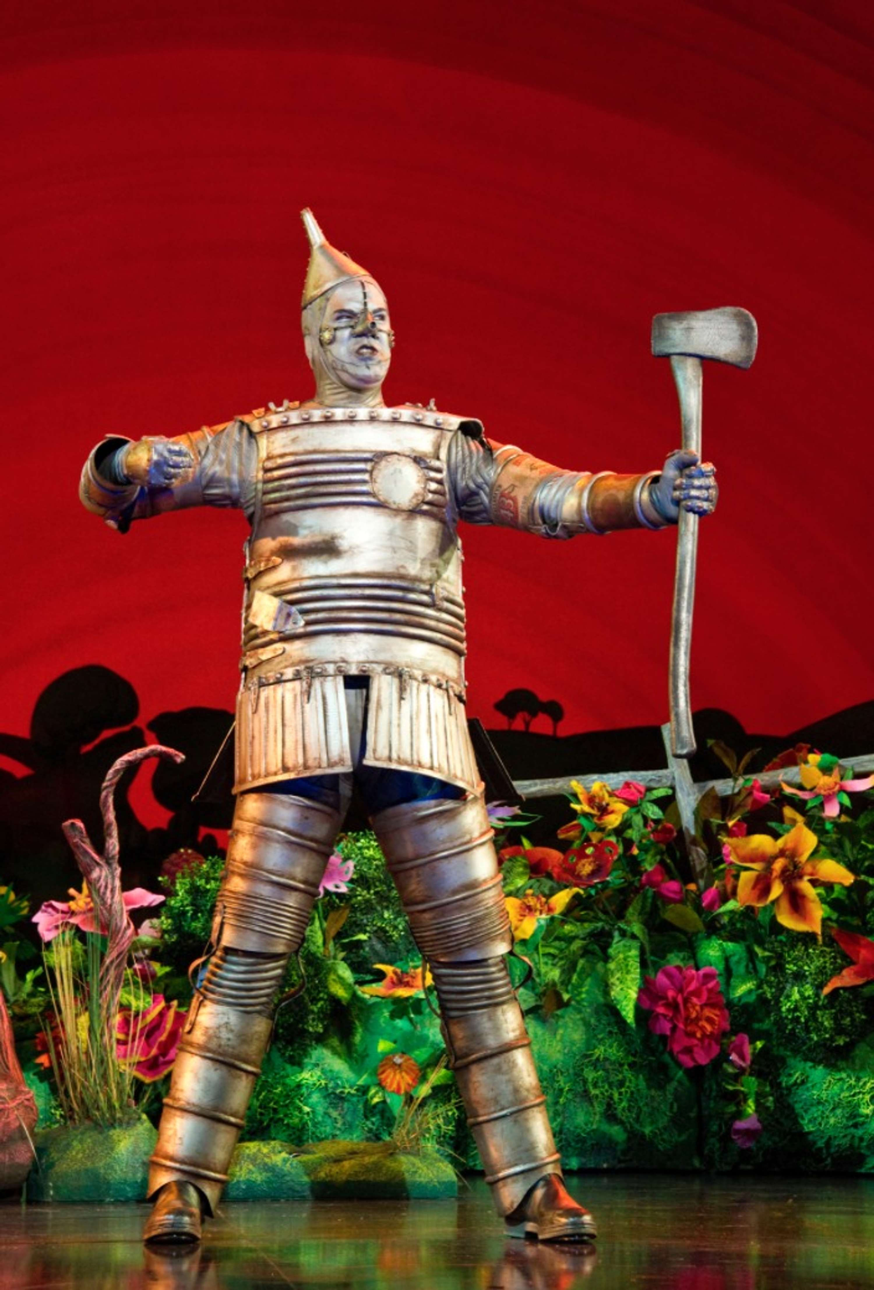 THE WIZARD OF OZ by The Really Useful Group