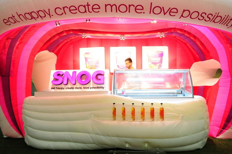 Snog Pop-up by Studio Soüfflé