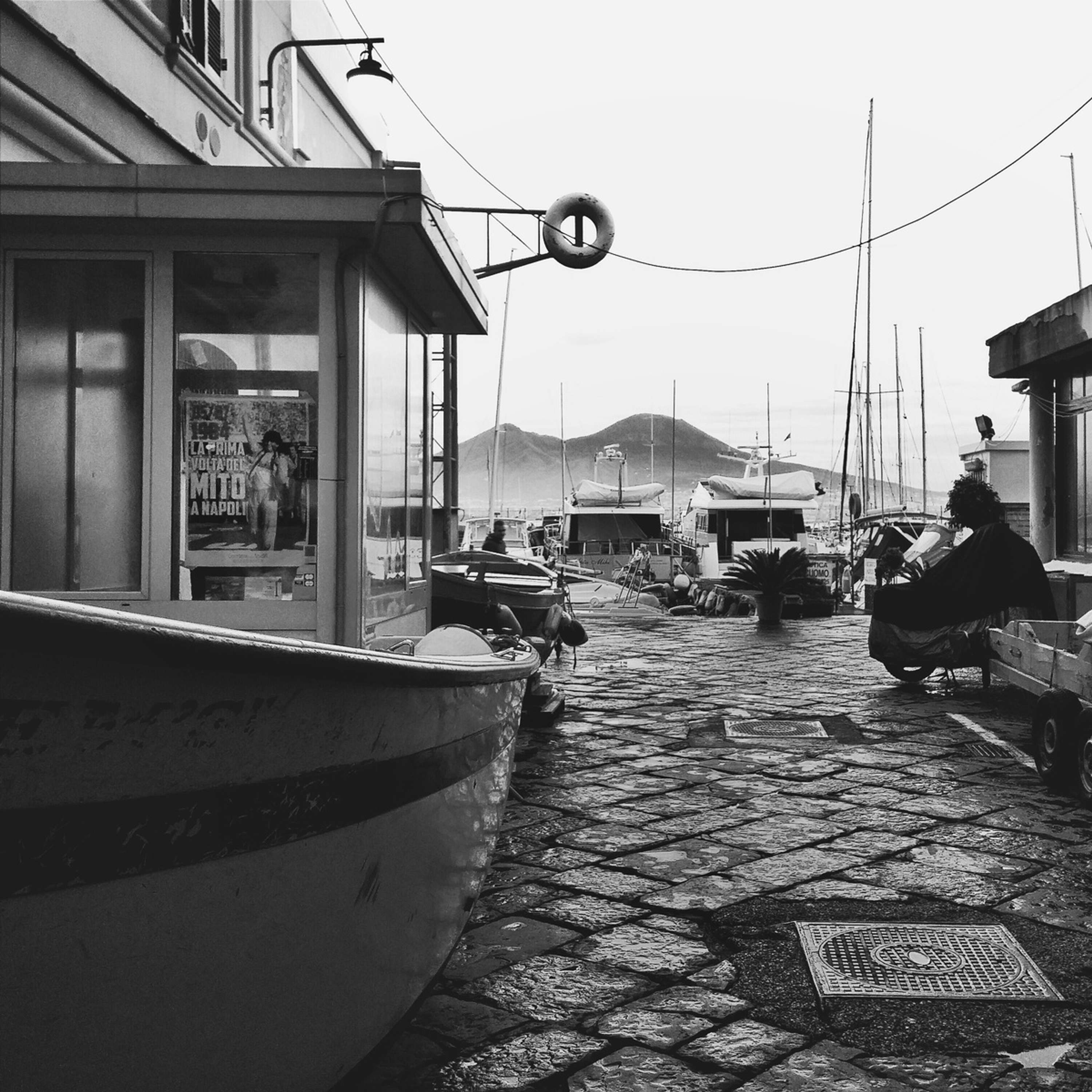 Naples by Mario Zanfardino