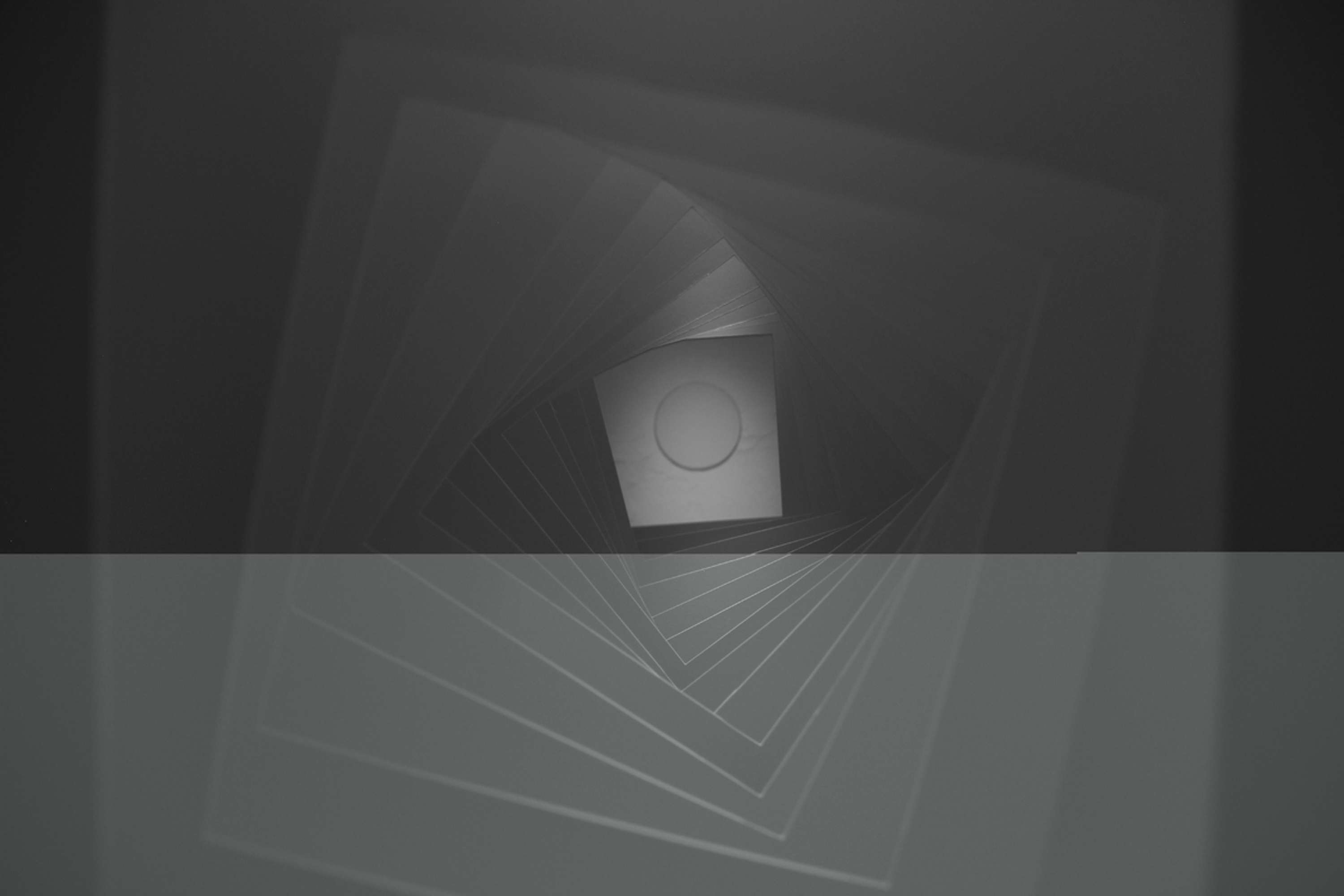 Geometry Light Movement by Nikita Suyetin