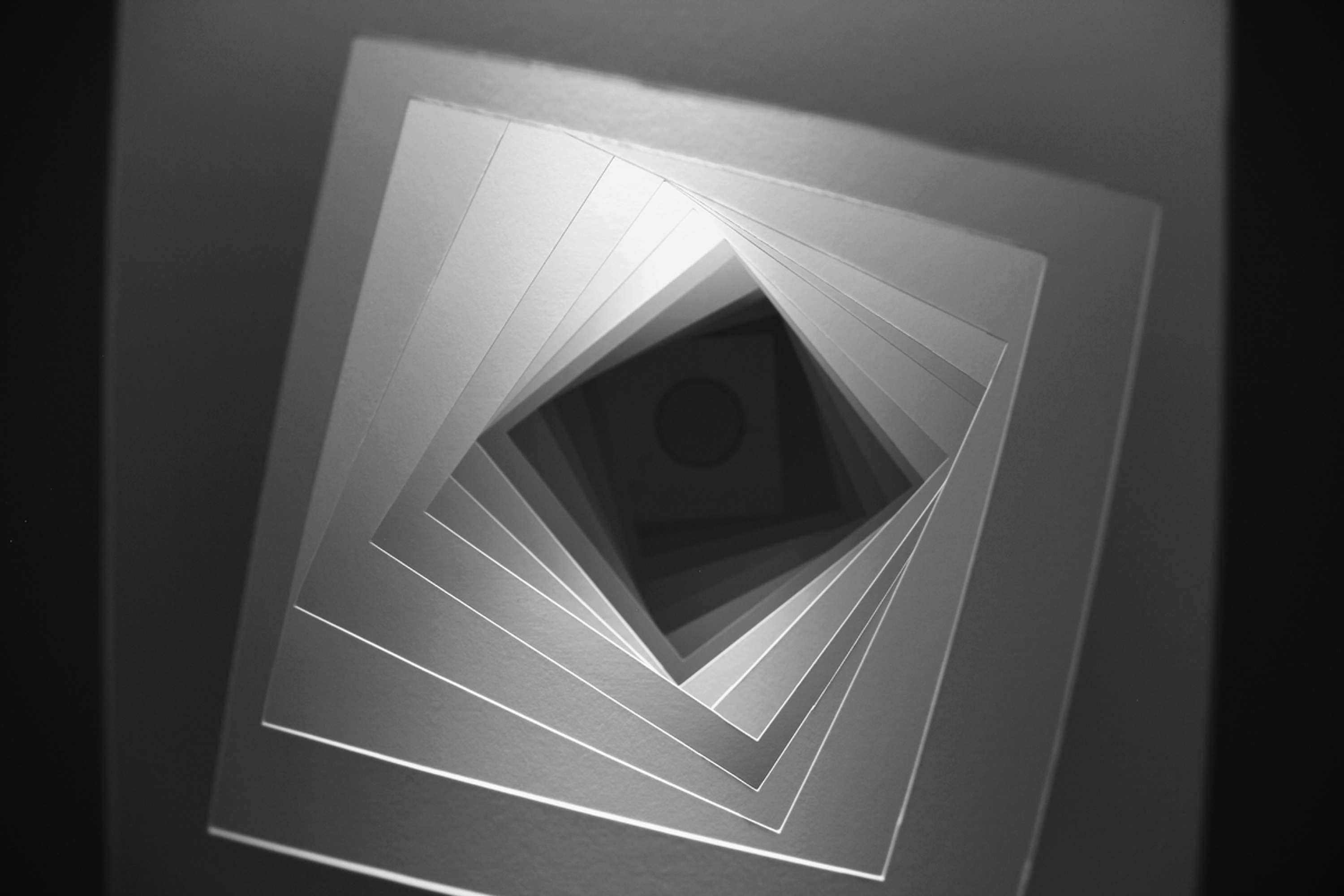 Geometry Light Movement by Nikita Suyetin