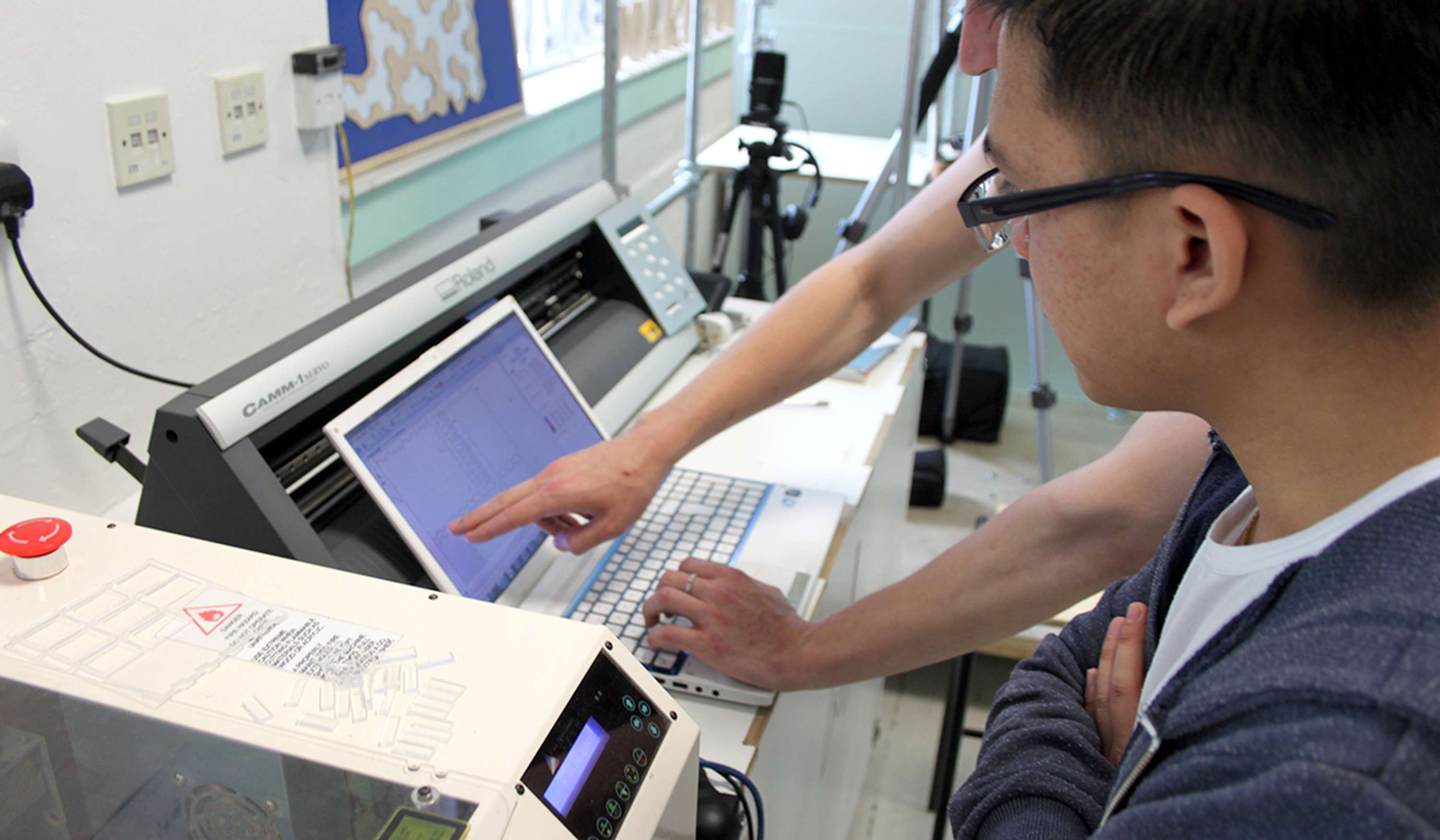 WE BELIEVE IN LEARNING THROUGH MAKING by Makerversity